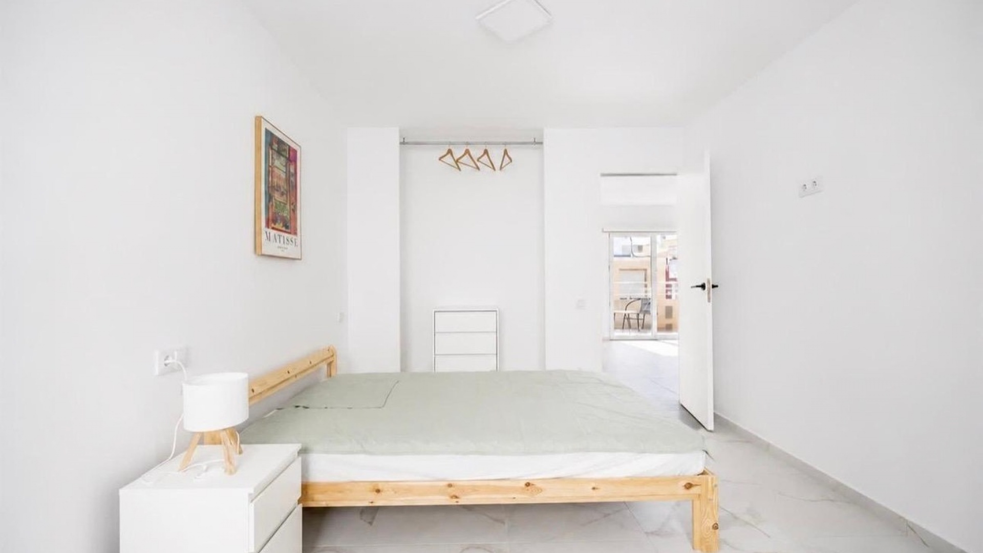 Resale - Apartment - Torrevieja - Torrevieja Centro