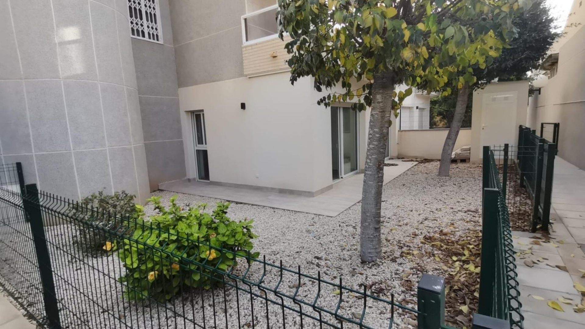 Resale - Apartment - Torrevieja - Torrevieja Centro