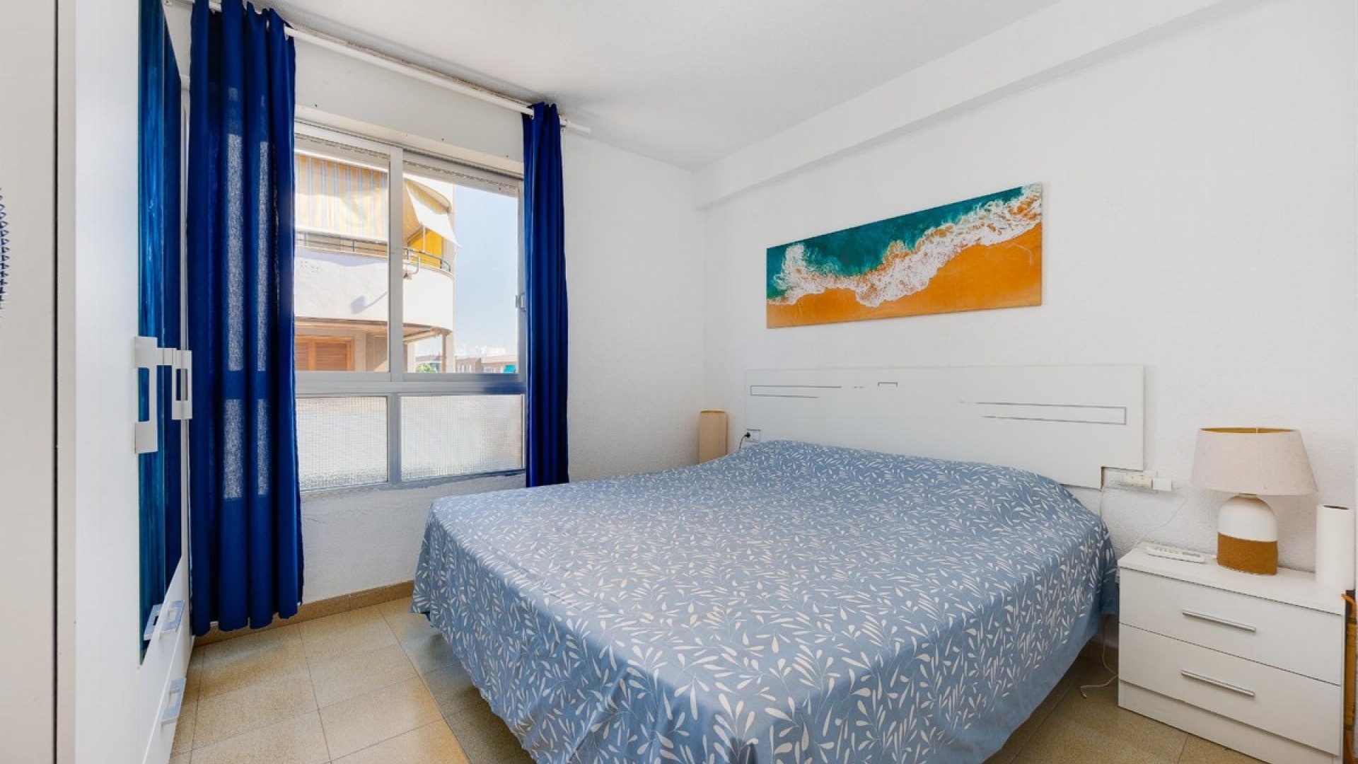 Resale - Apartment - Torrevieja - Torrevieja Centro