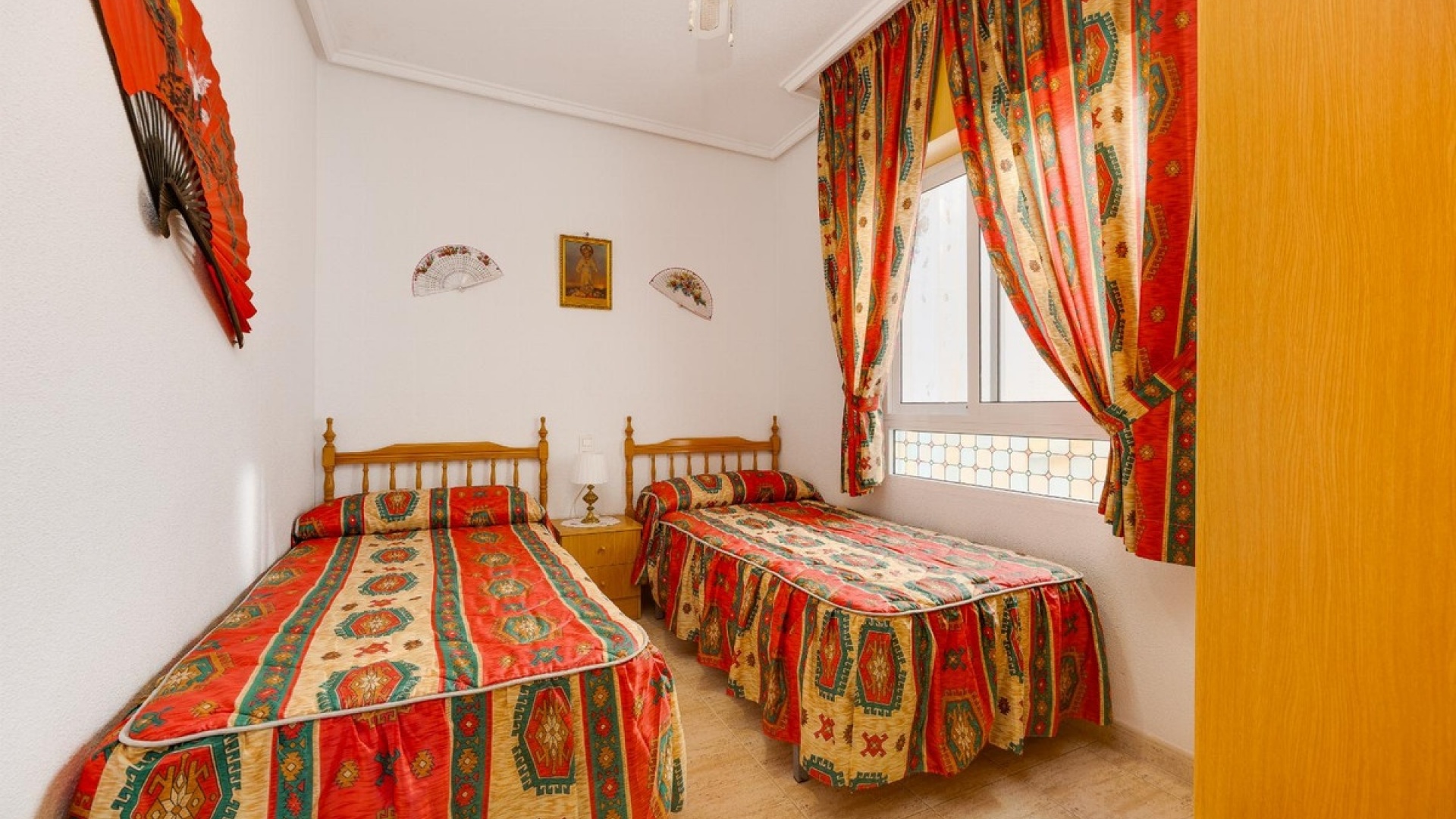 Resale - Apartment - Torrevieja - Torrevieja Centro