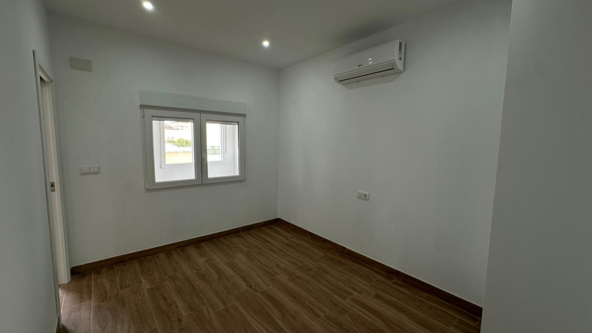 Resale - Apartment - Torrevieja - Torrevieja Centro