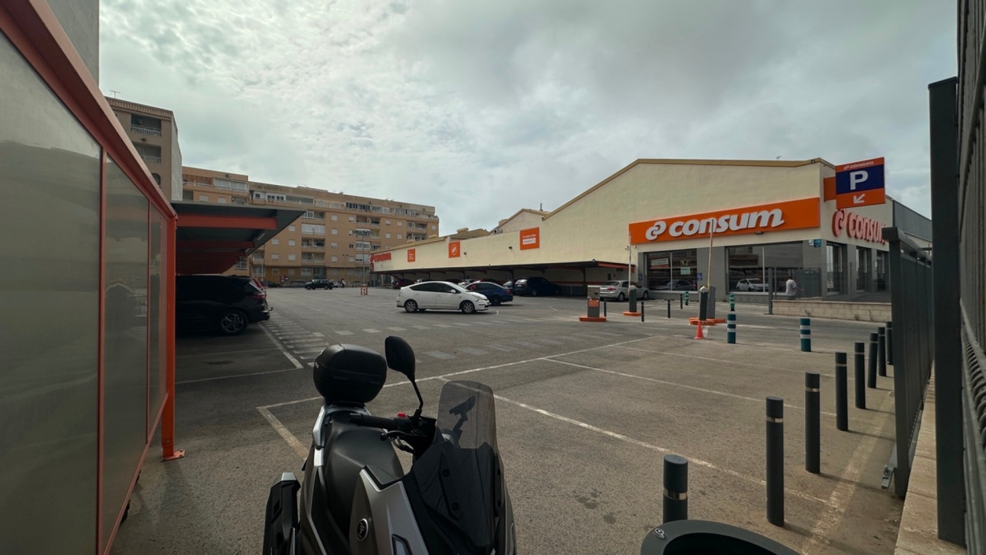 Resale - Apartment - Torrevieja - Torrevieja Centro