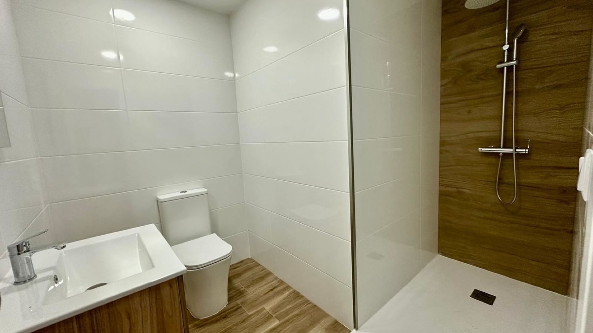 Resale - Apartment - Torrevieja - Torrevieja Centro