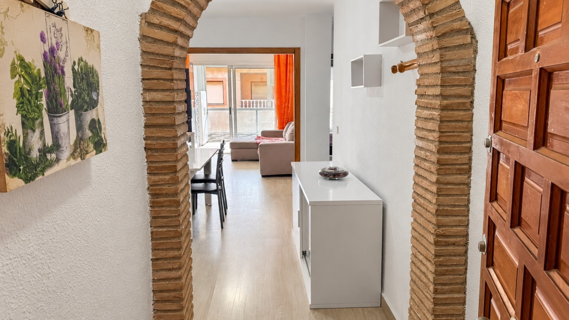 Resale - Apartment - Torrevieja - Torrevieja Centro