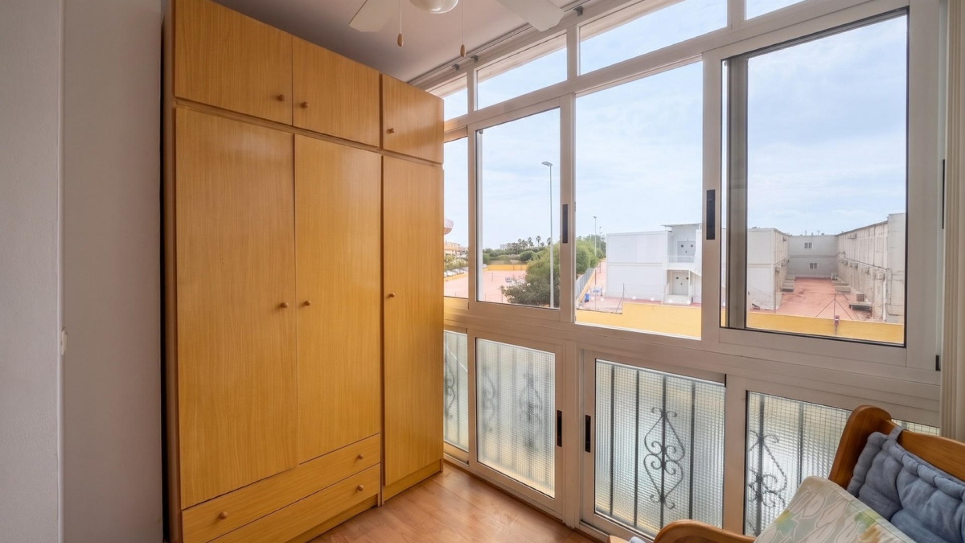 Resale - Apartment - Torrevieja - Torrevieja Centro