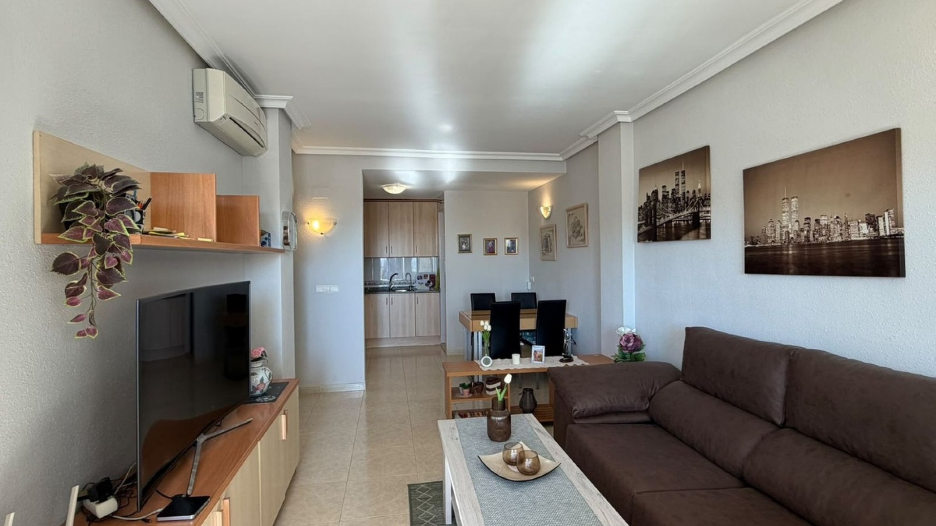 Resale - Apartment - Torrevieja - Torrevieja Centro