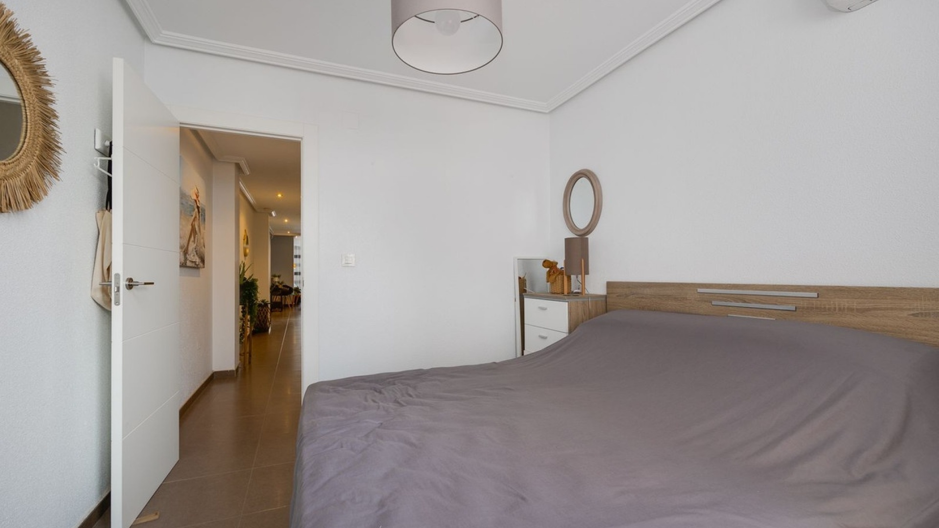 Resale - Apartment - Torrevieja - Torrevieja Centro