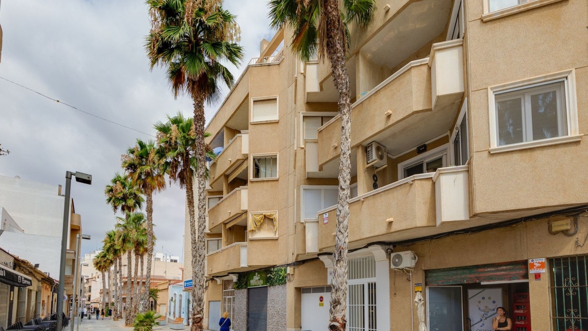 Resale - Apartment - Torrevieja - Torrevieja Centro