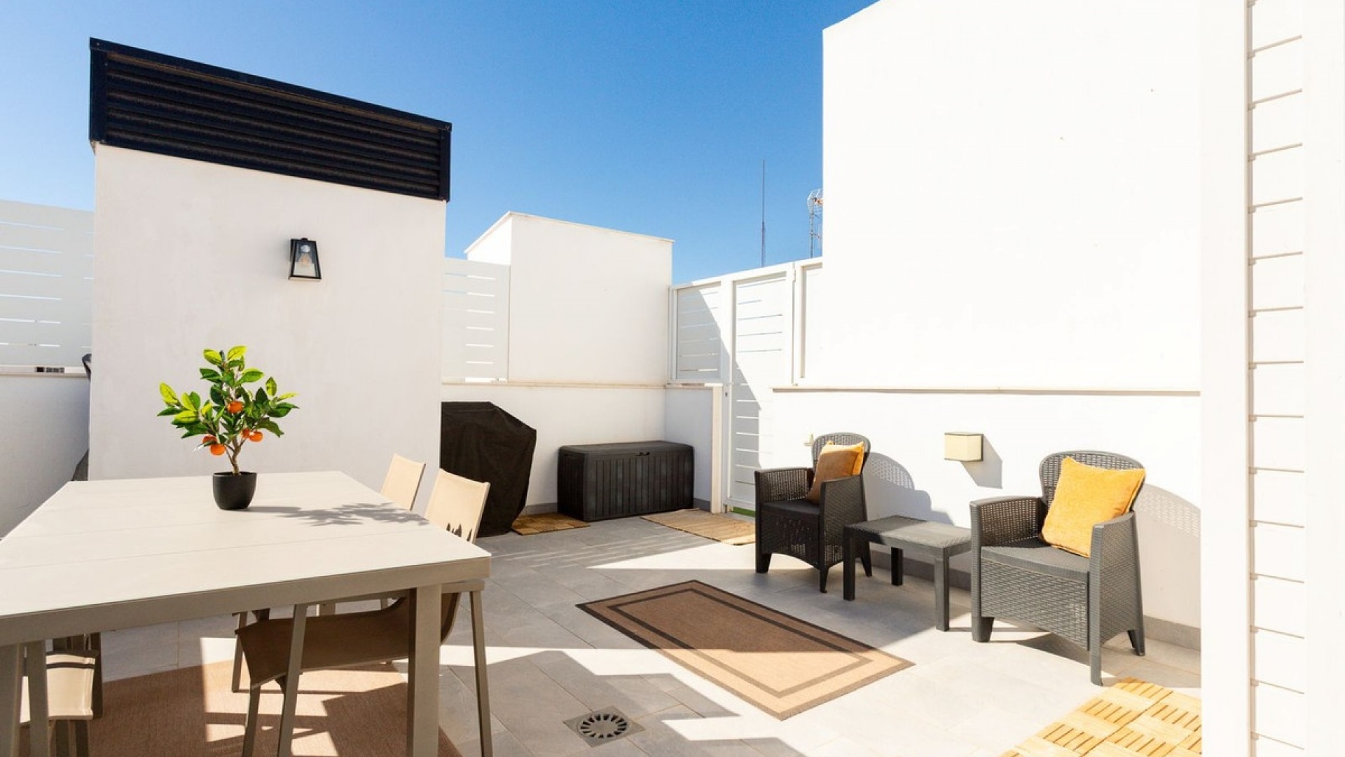 Resale - Apartment - Torrevieja - Torrevieja Centro