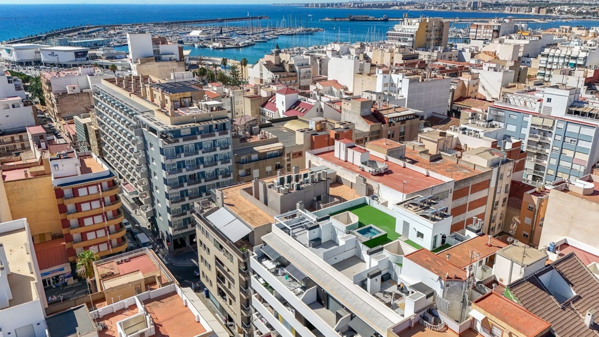 Resale - Apartment - Torrevieja - Torrevieja Centro