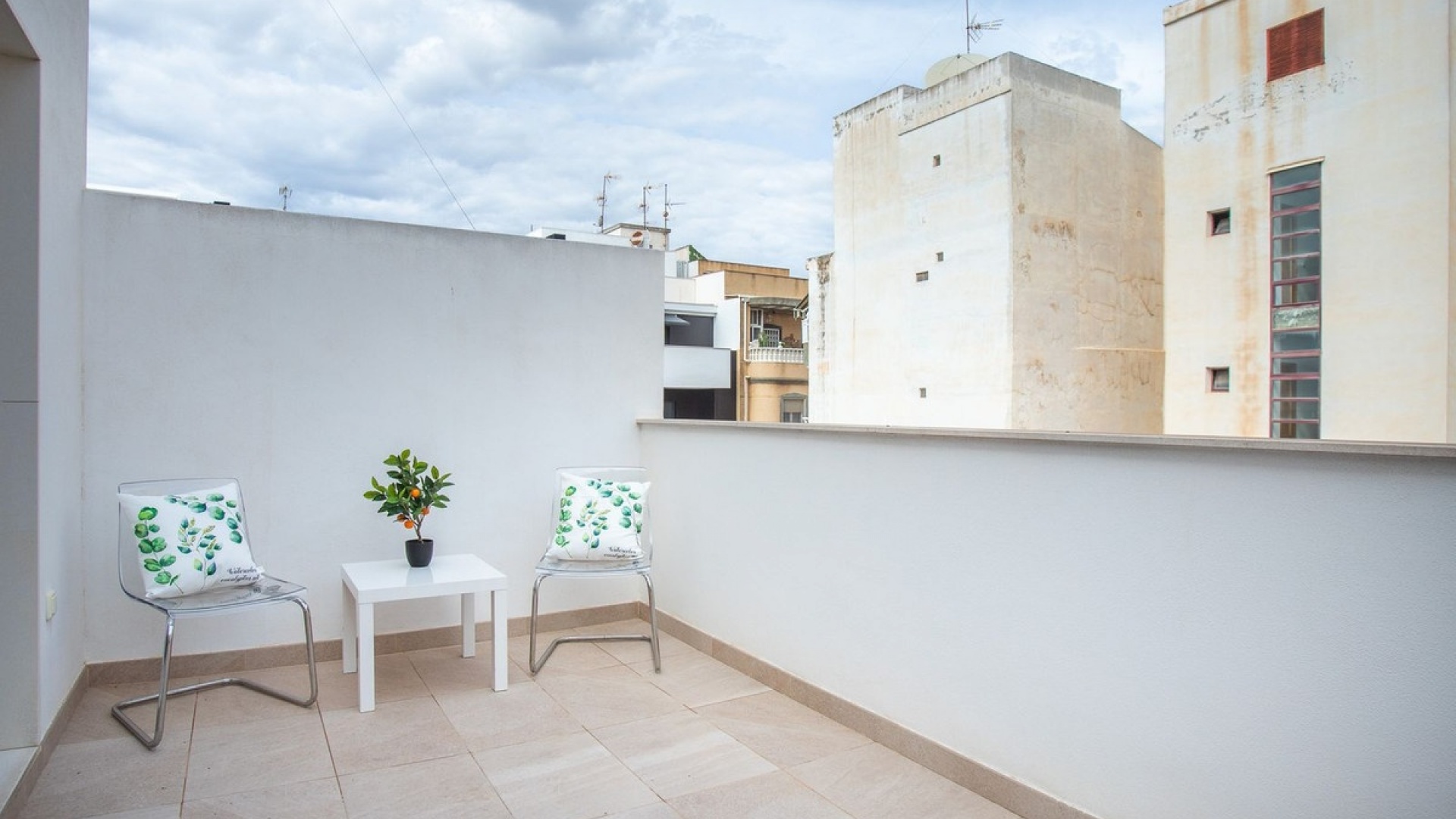 Resale - Apartment - Torrevieja - Torrevieja Centro