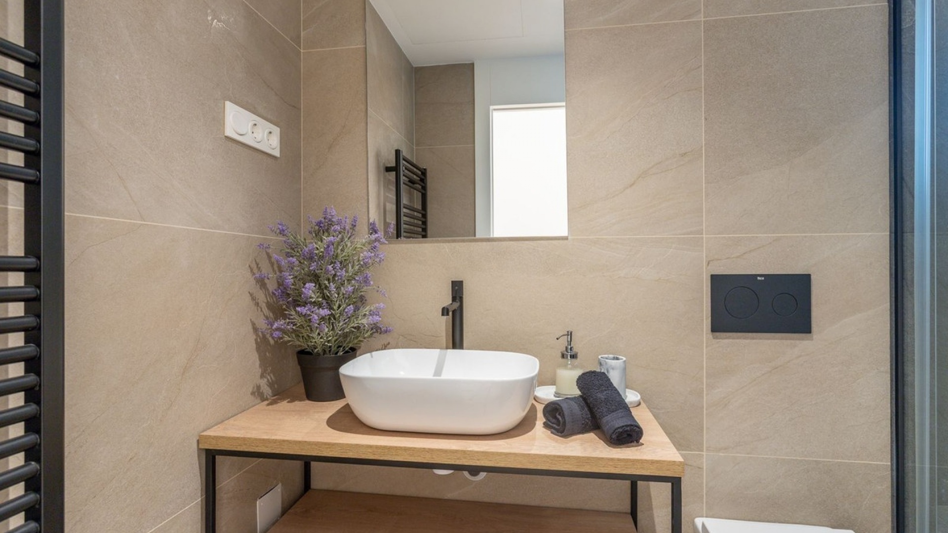 Resale - Apartment - Torrevieja - Torrevieja Centro