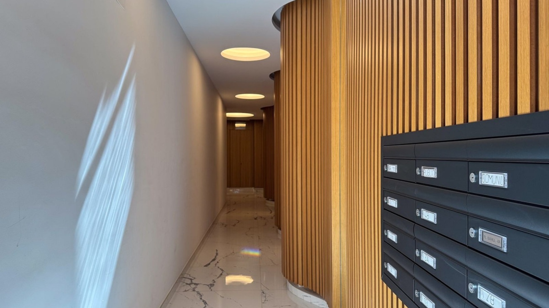Resale - Apartment - Torrevieja - Torrevieja Centro
