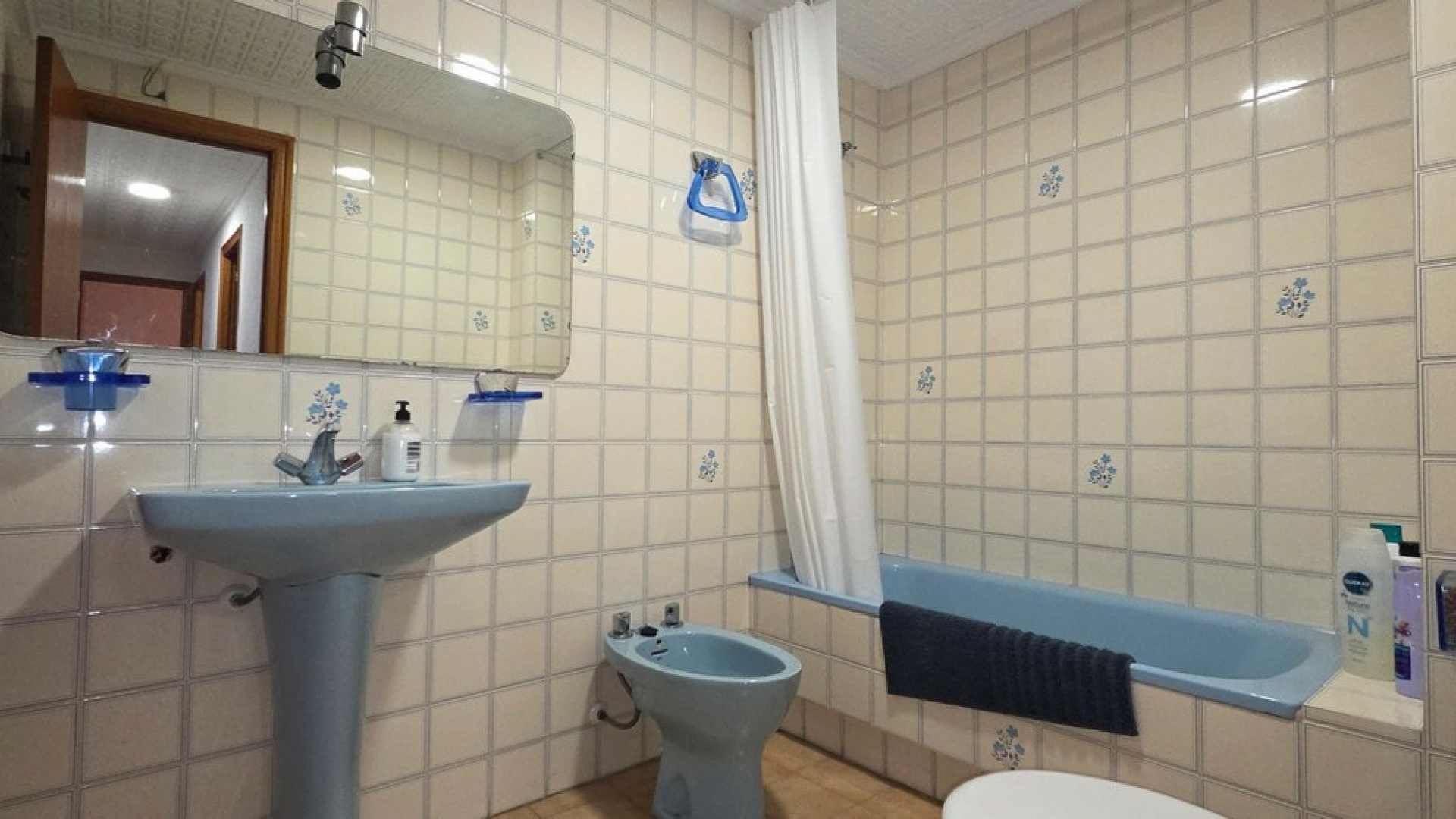 Resale - Apartment - Torrevieja - Torrevieja Centro