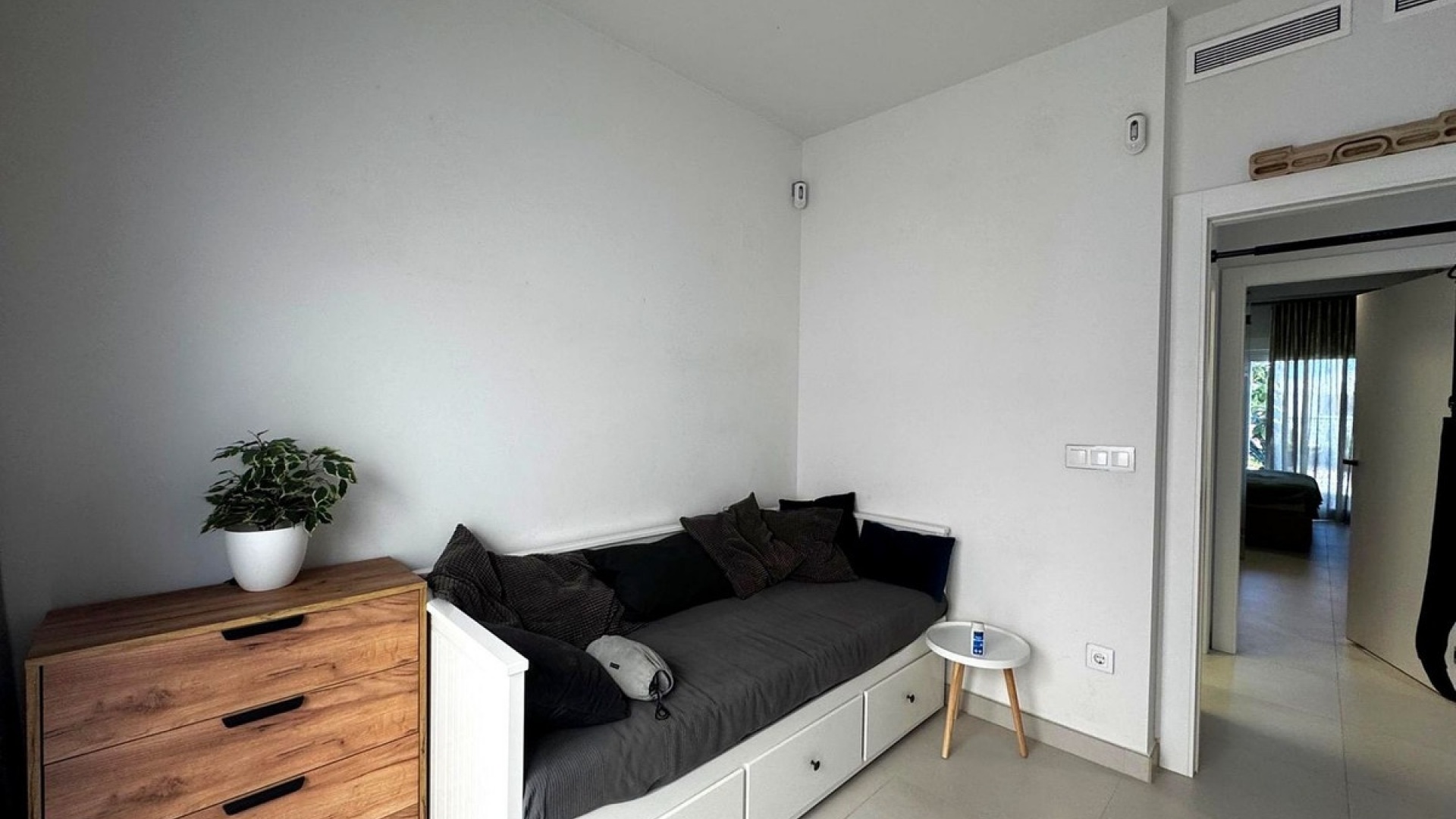 Resale - Apartment - Torrevieja - Torrevieja Centro