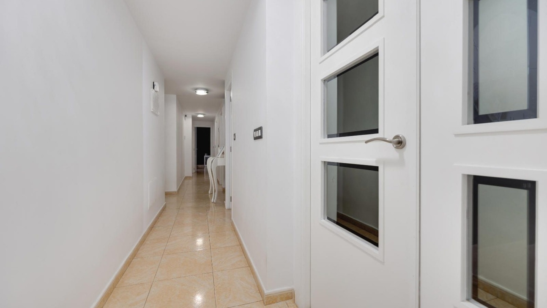 Resale - Apartment - Torrevieja - Torrevieja Centro