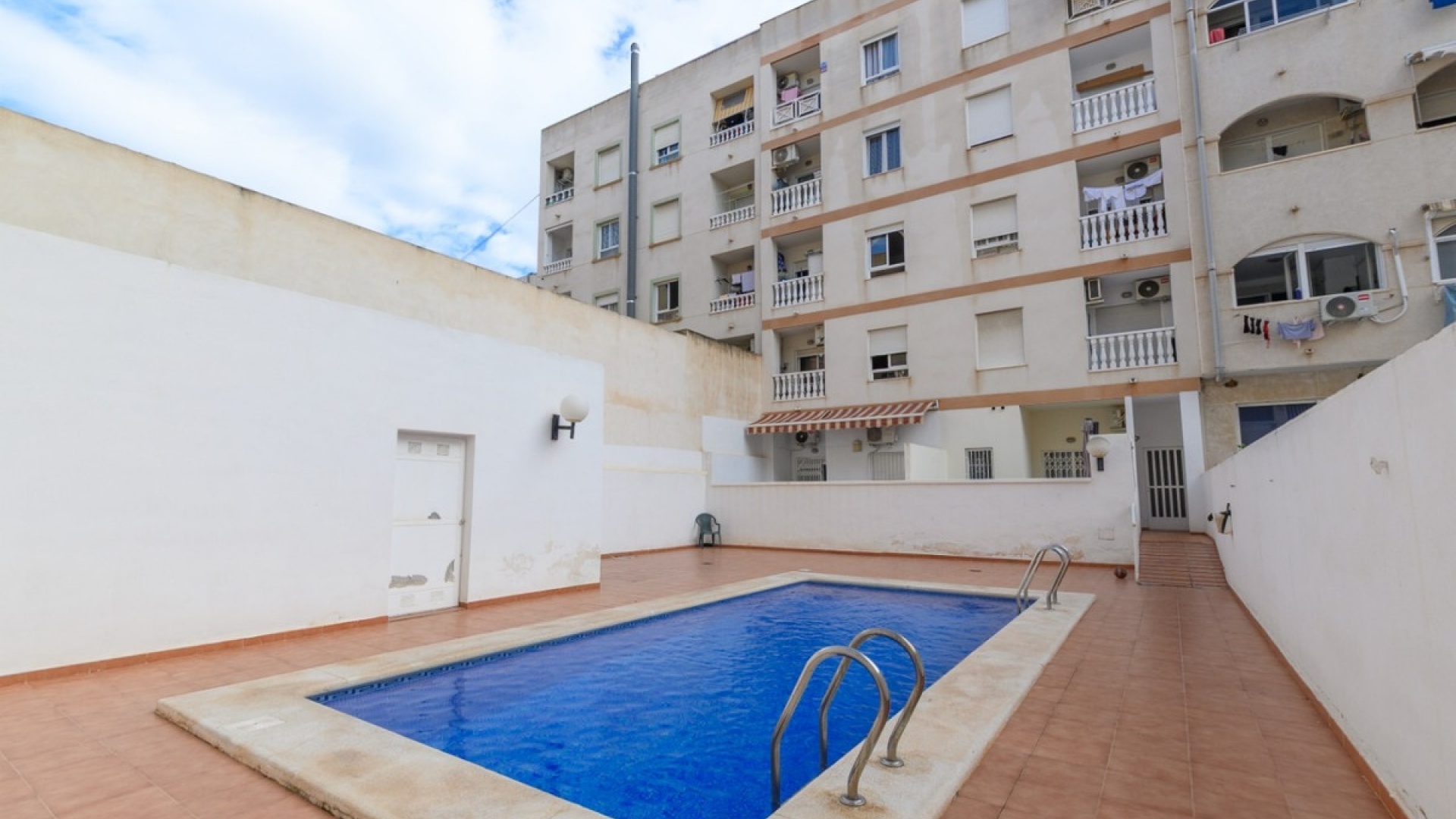 Resale - Apartment - Torrevieja - Torrevieja Centro