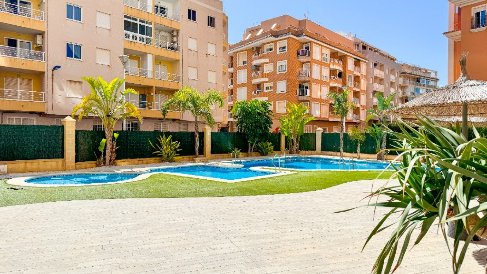 Resale - Apartment - Torrevieja