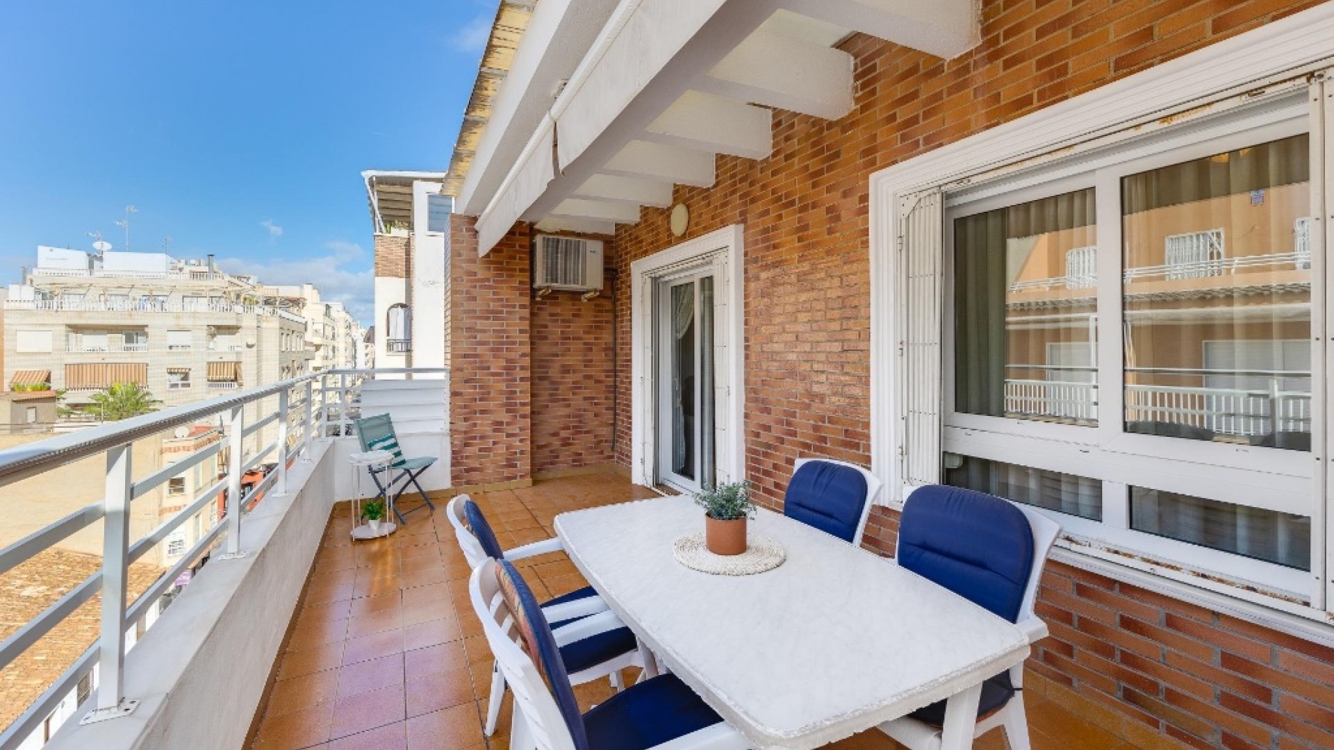 Resale - Apartment - Torrevieja