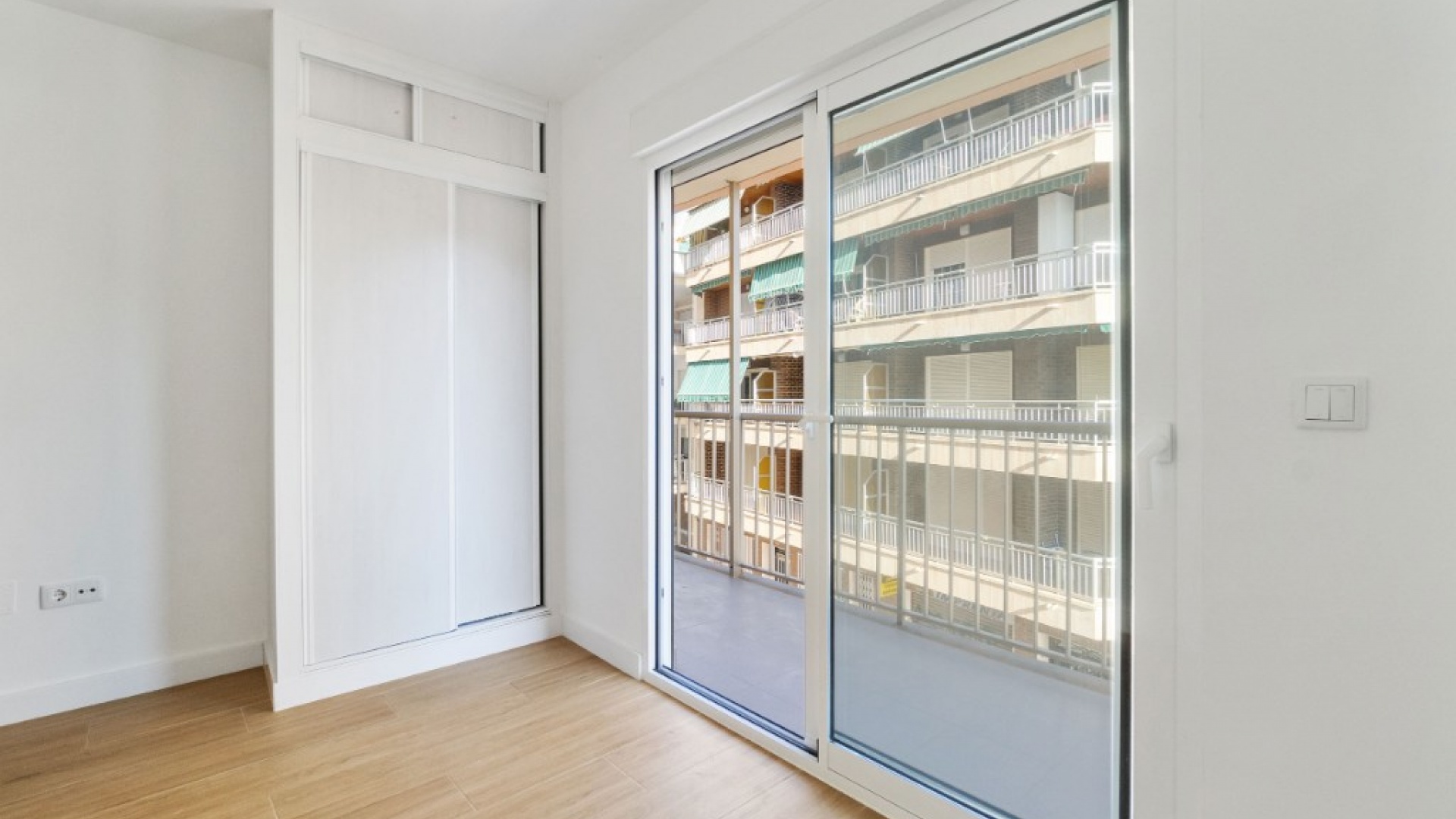 Resale - Apartment - Torrevieja