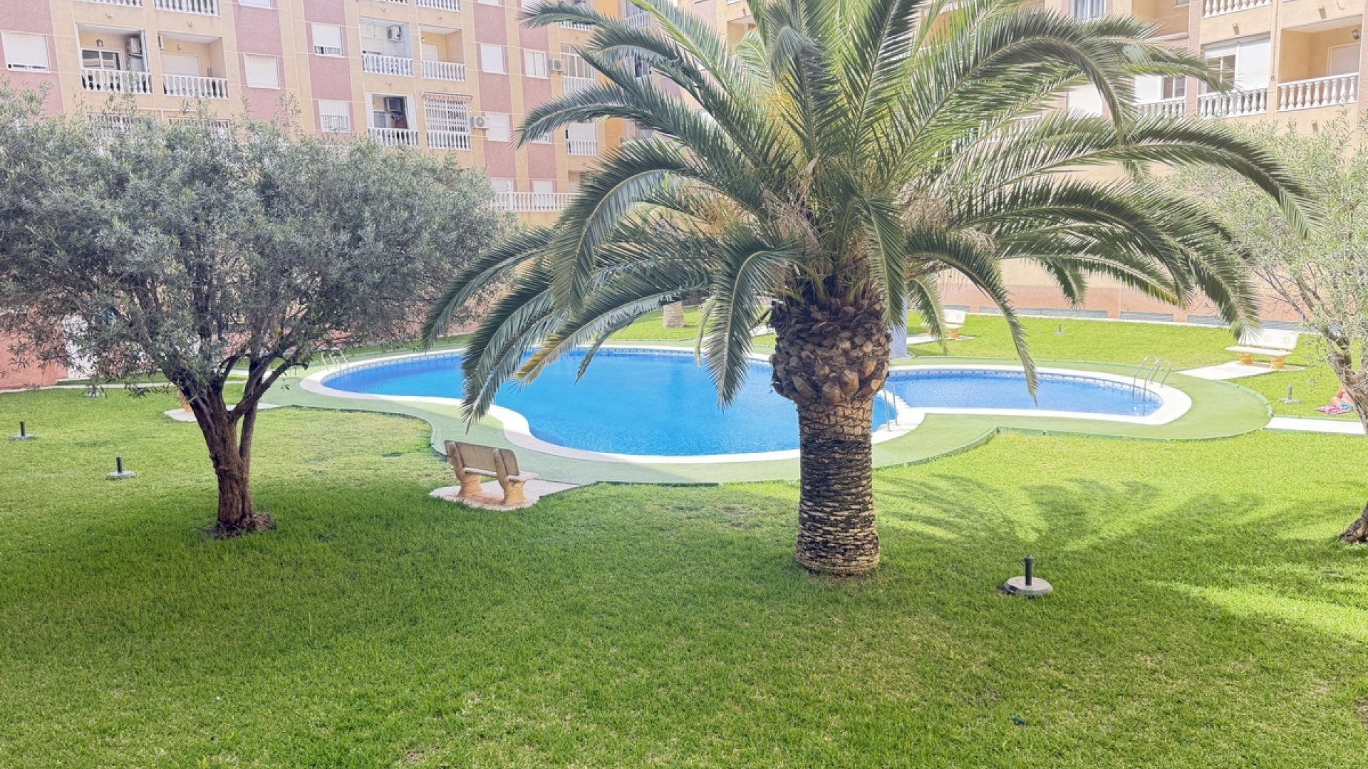 Resale - Apartment - Torrevieja