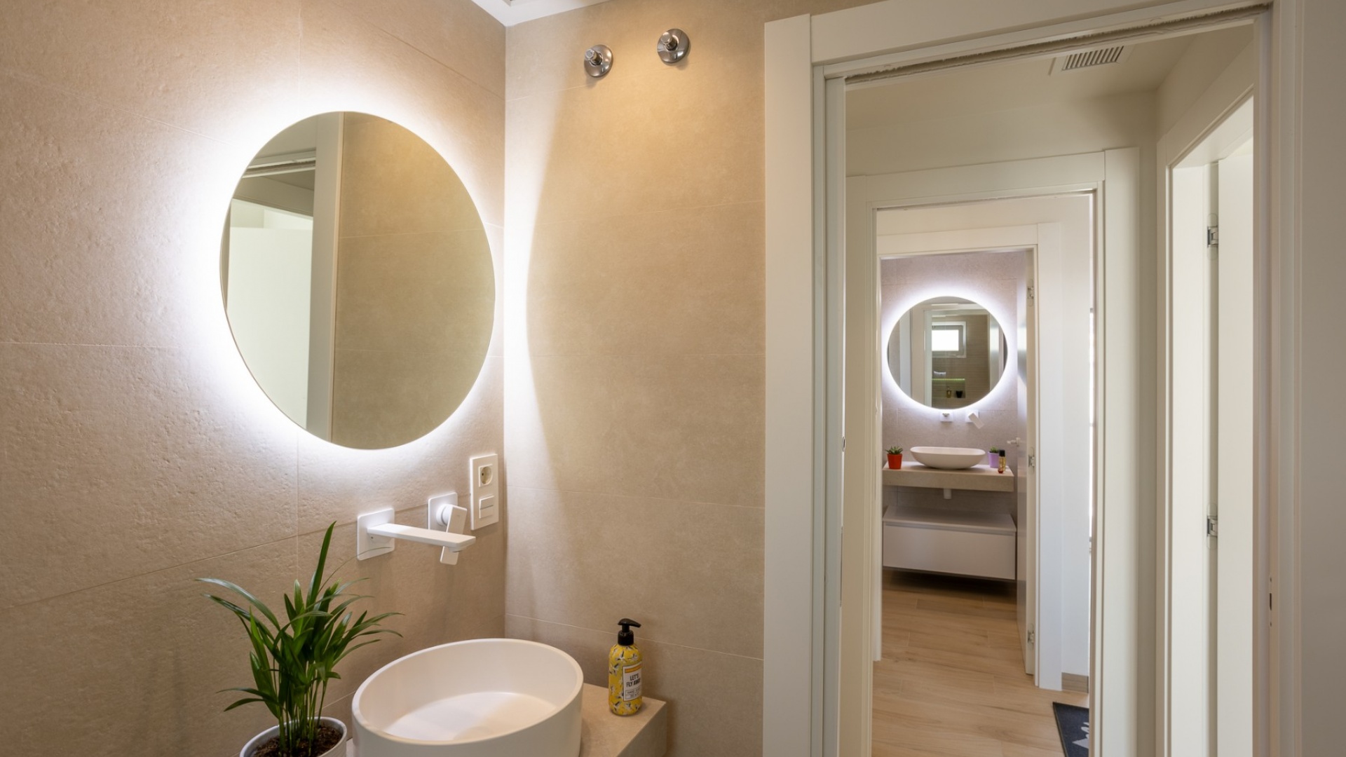 Resale - Apartment - Villamartin - blue lagoon