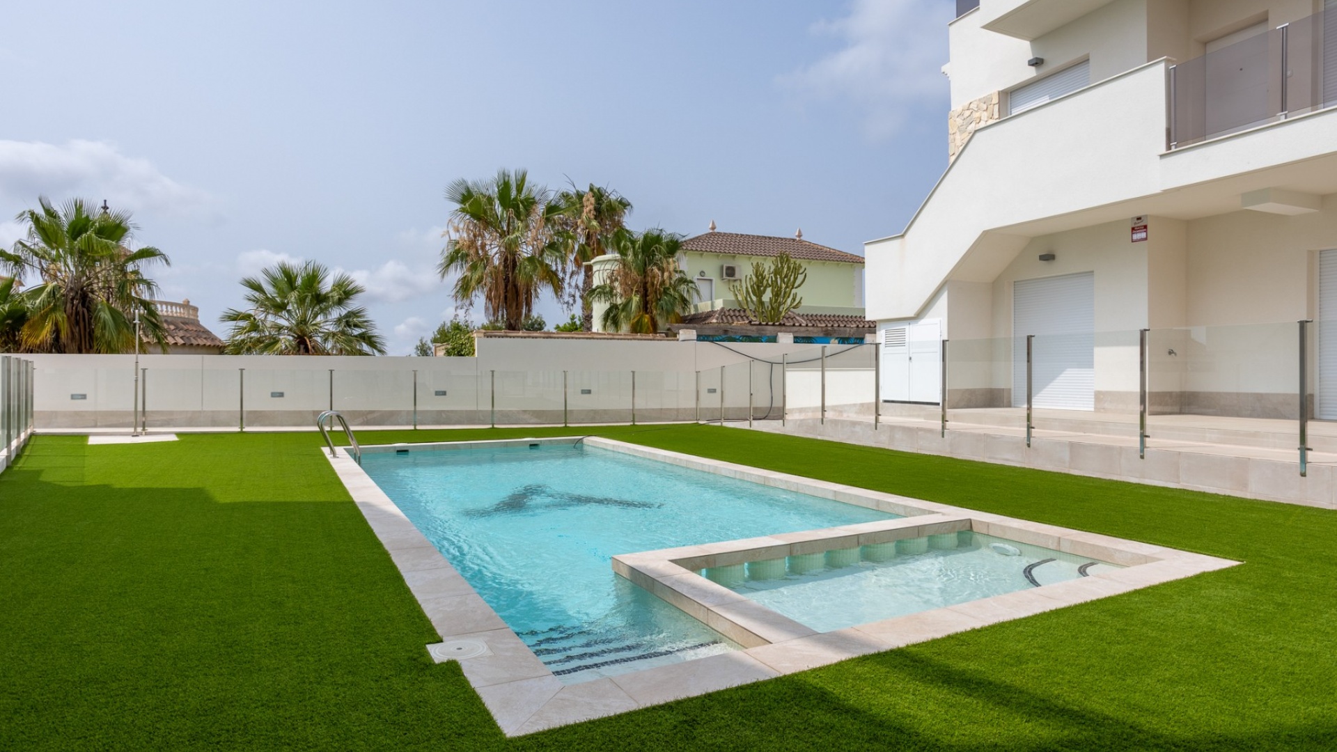 Resale - Apartment - Villamartin - blue lagoon