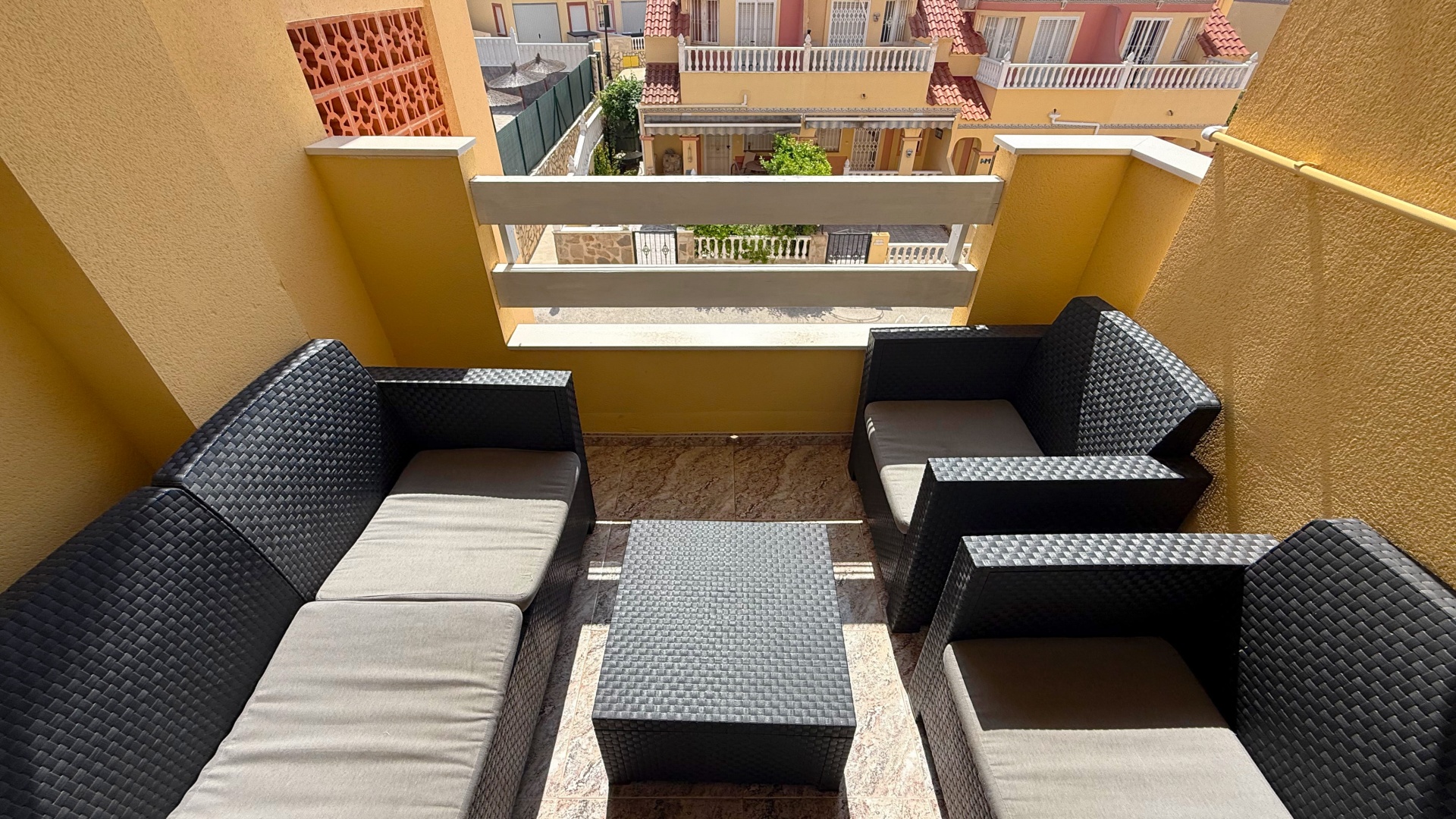 Resale - Apartment - Villamartin - bosque de las lomas