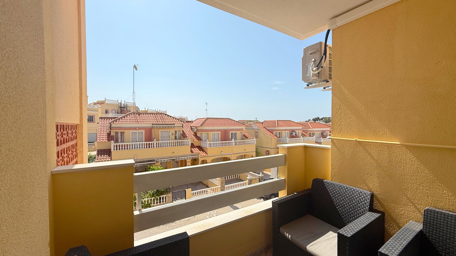Resale - Apartment - Villamartin - bosque de las lomas