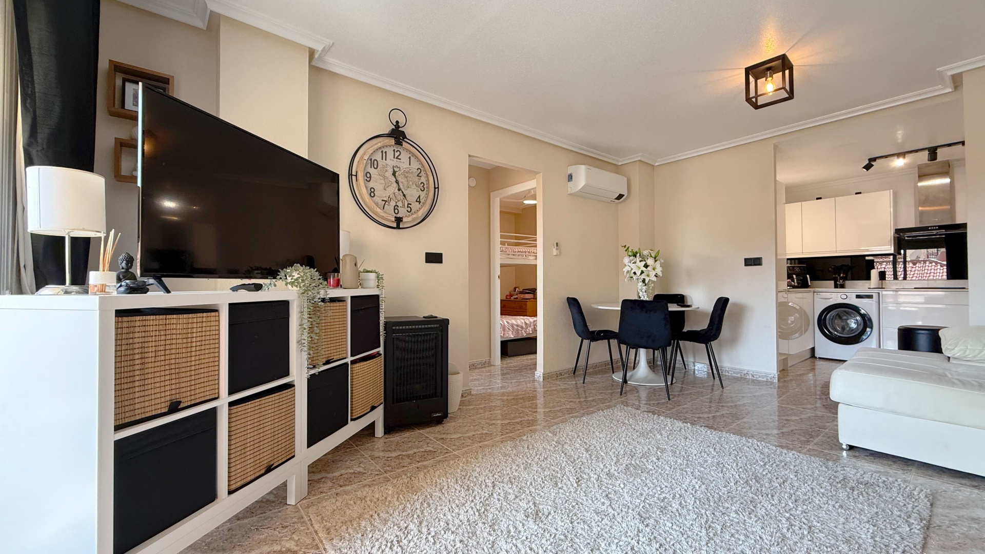 Resale - Apartment - Villamartin - bosque de las lomas