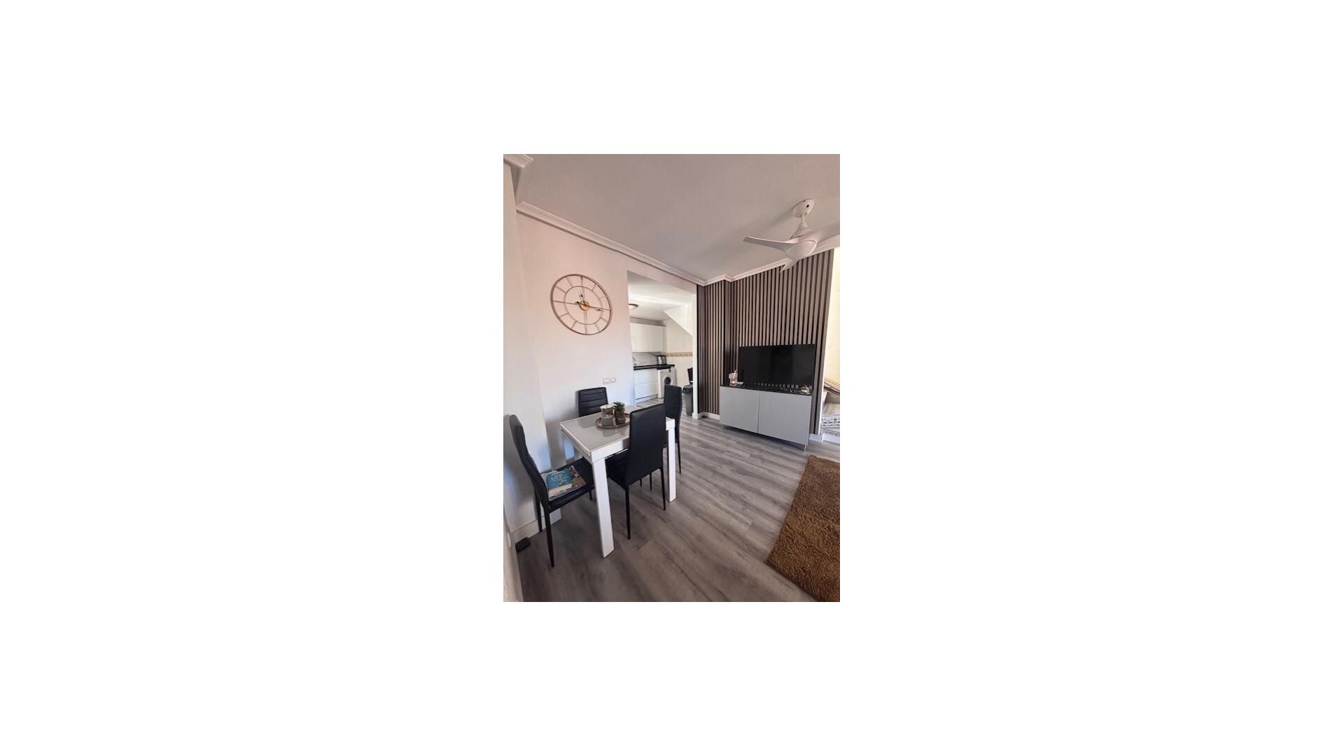 Resale - Apartment - Villamartin - bosque de las lomas
