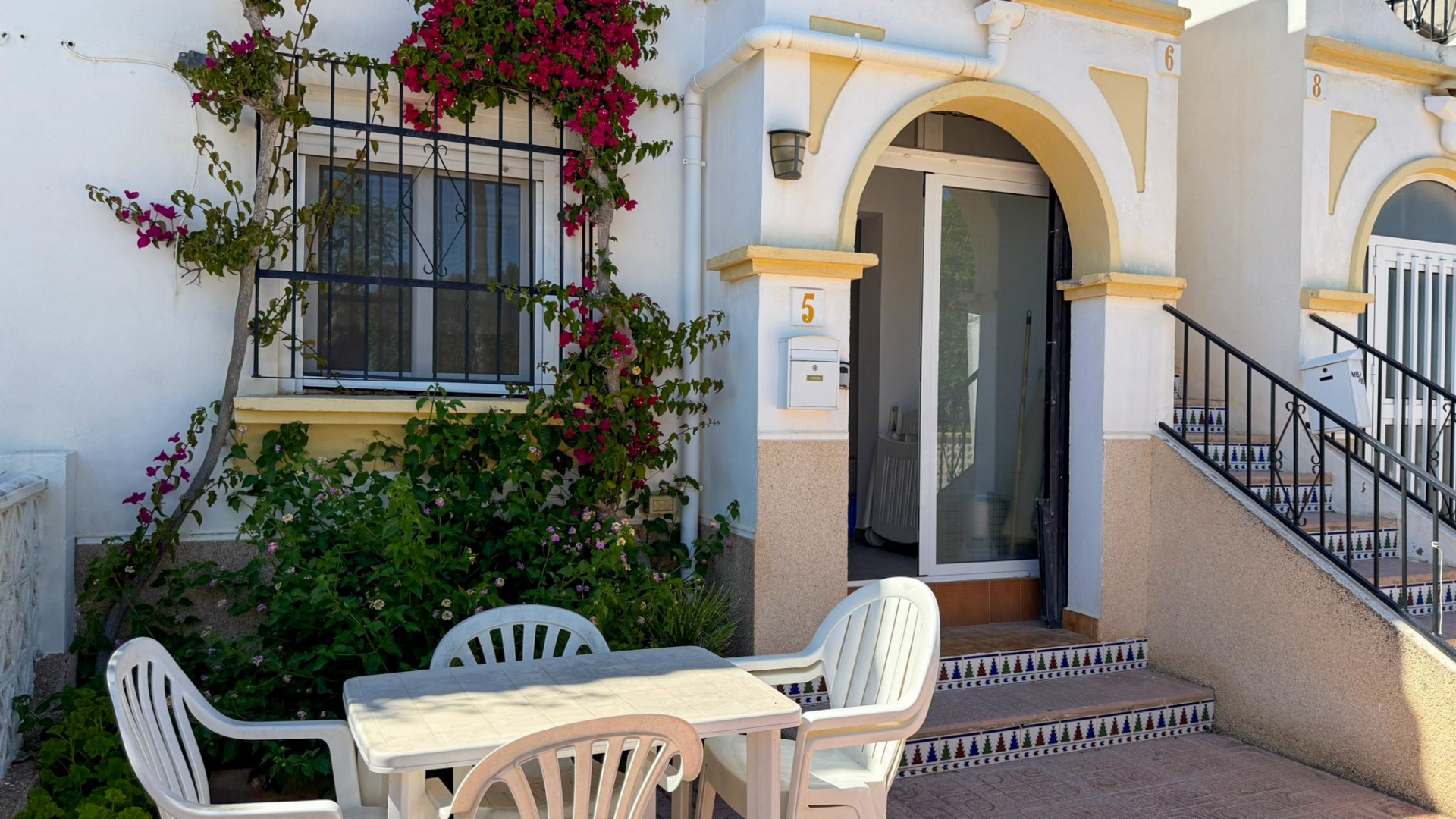 Resale - Apartment - Villamartin - Costa Blanca South