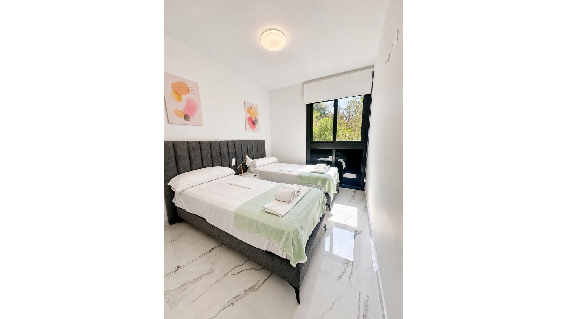 Resale - Apartment - Villamartin - Costa Blanca South