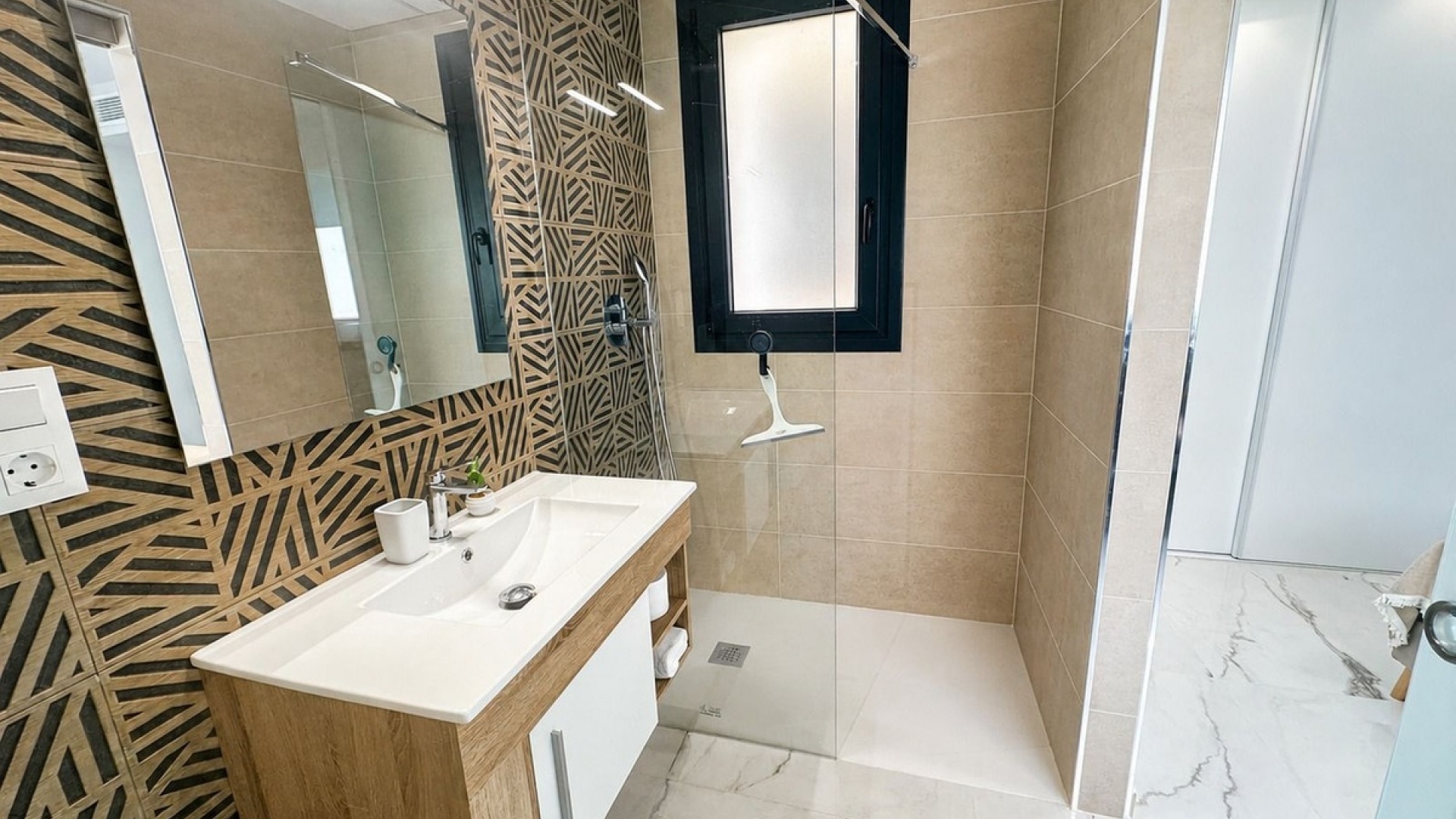 Resale - Apartment - Villamartin - Costa Blanca South