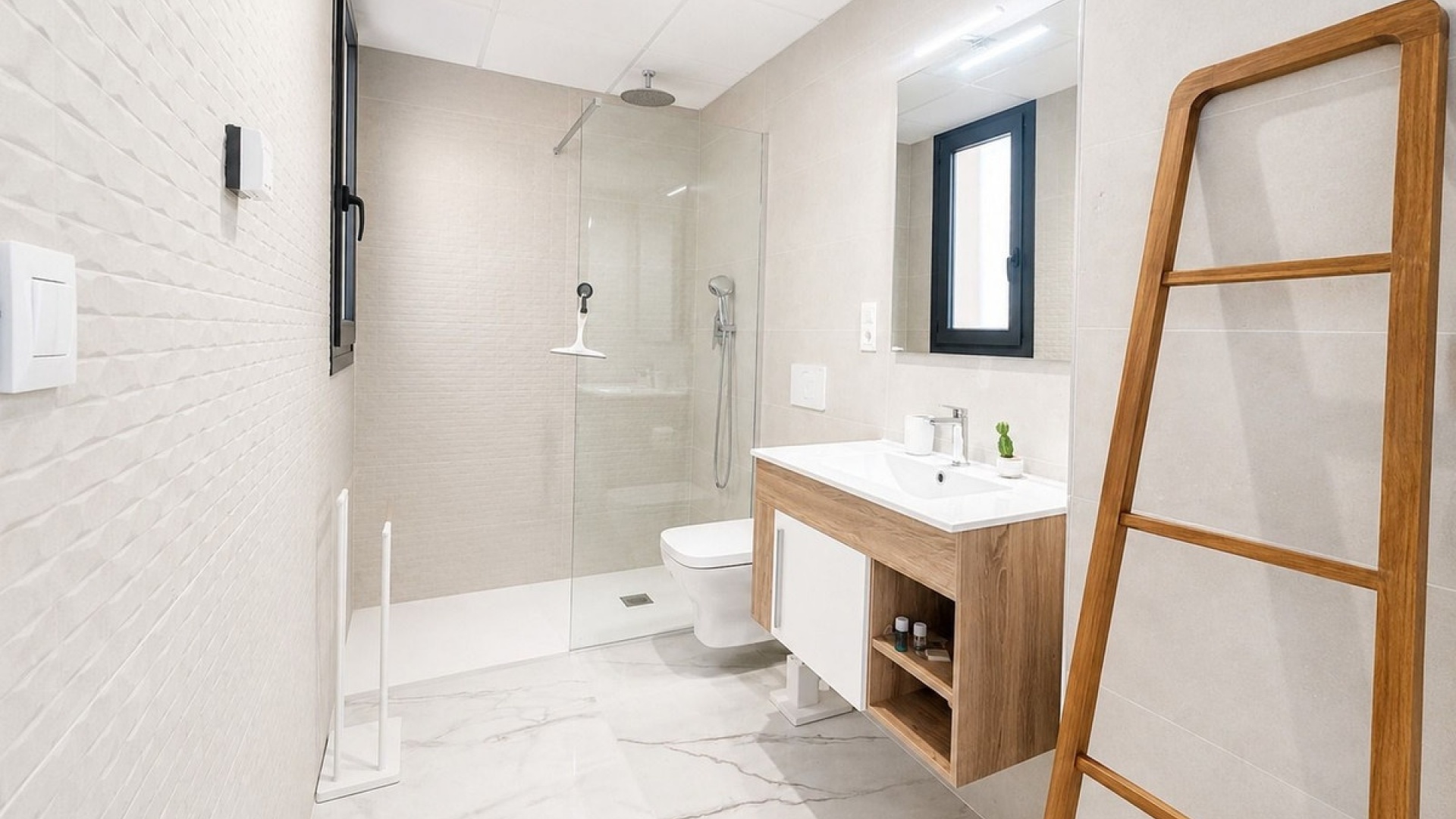 Resale - Apartment - Villamartin - Costa Blanca South