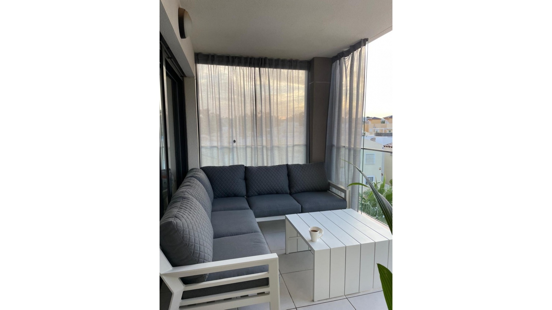 Resale - Apartment - Villamartin - Costa Blanca South