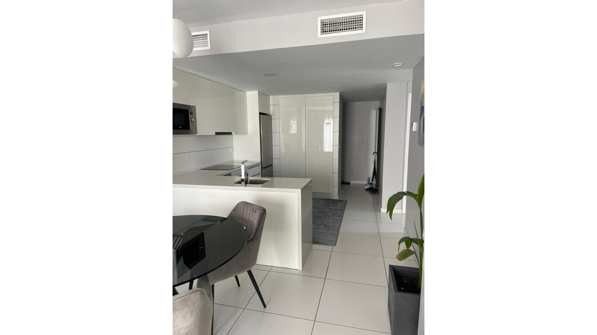 Resale - Apartment - Villamartin - Costa Blanca South