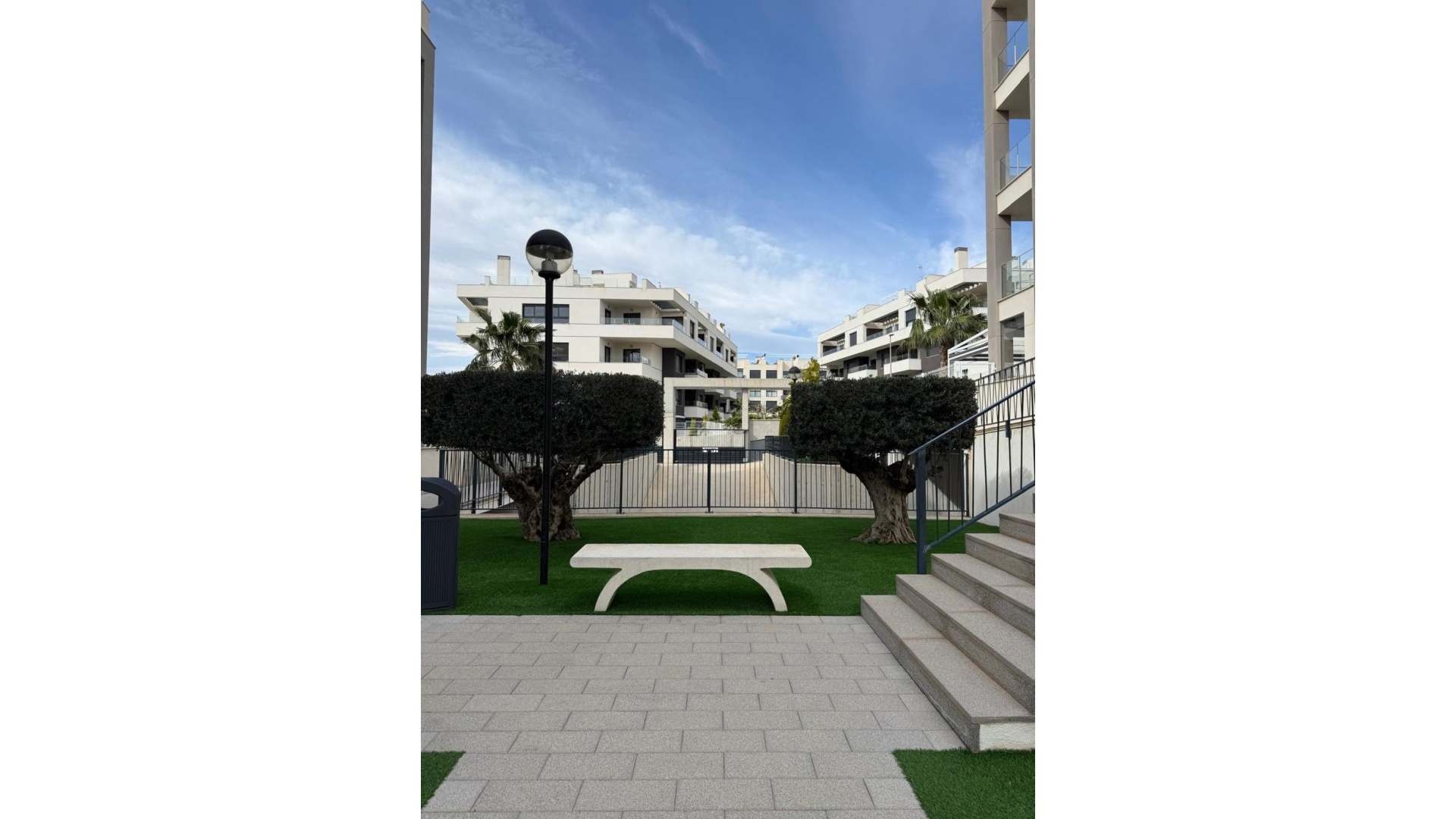 Resale - Apartment - Villamartin - Costa Blanca South