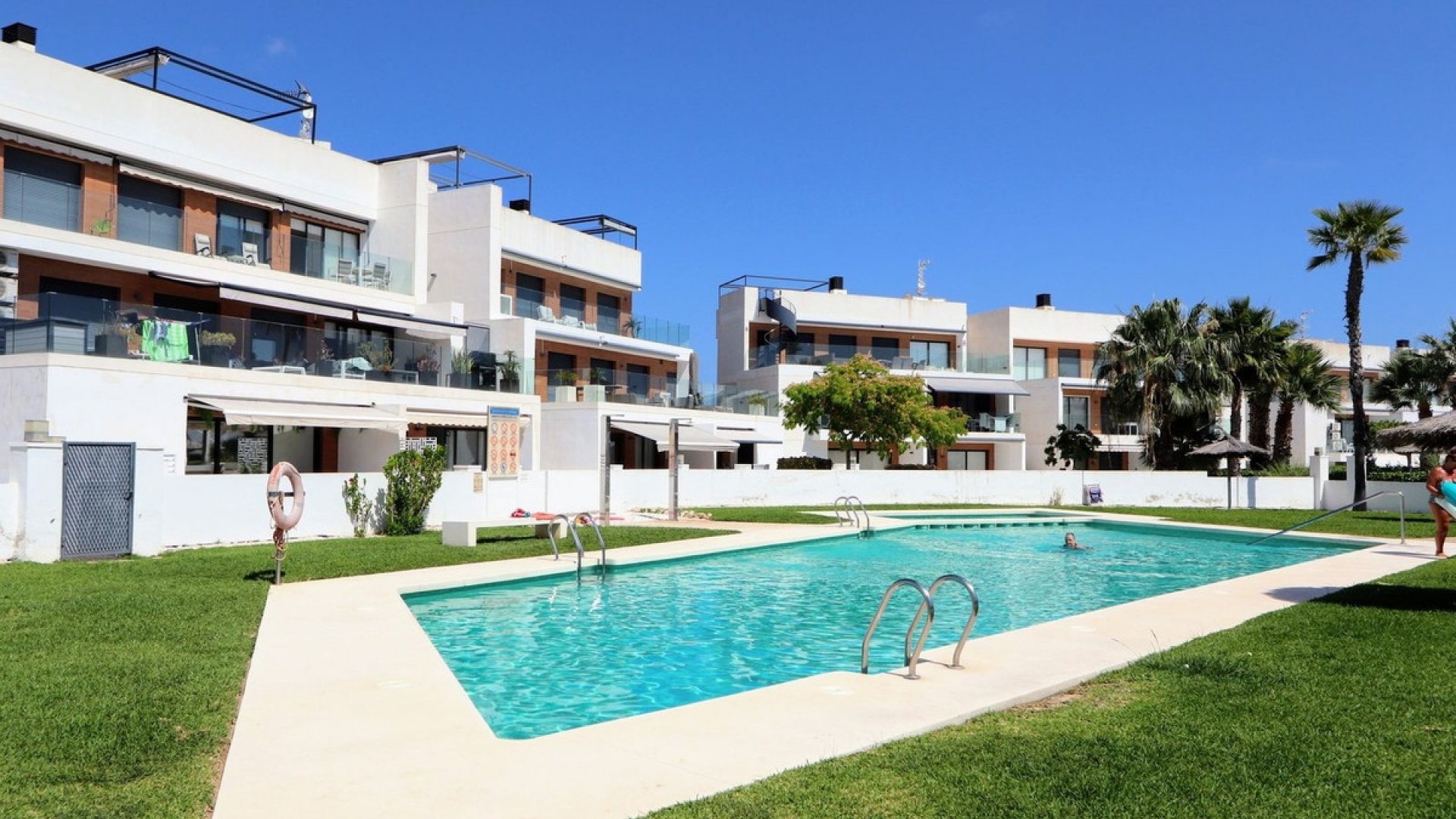 Resale - Apartment - Villamartin - Costa Blanca South