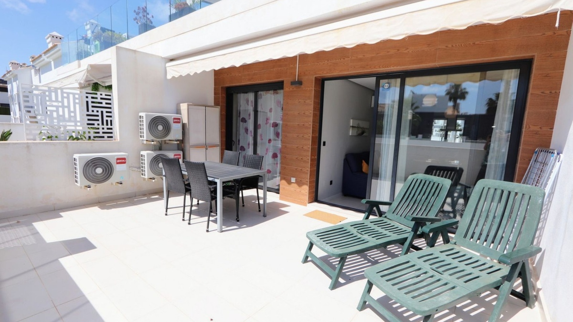 Resale - Apartment - Villamartin - Costa Blanca South