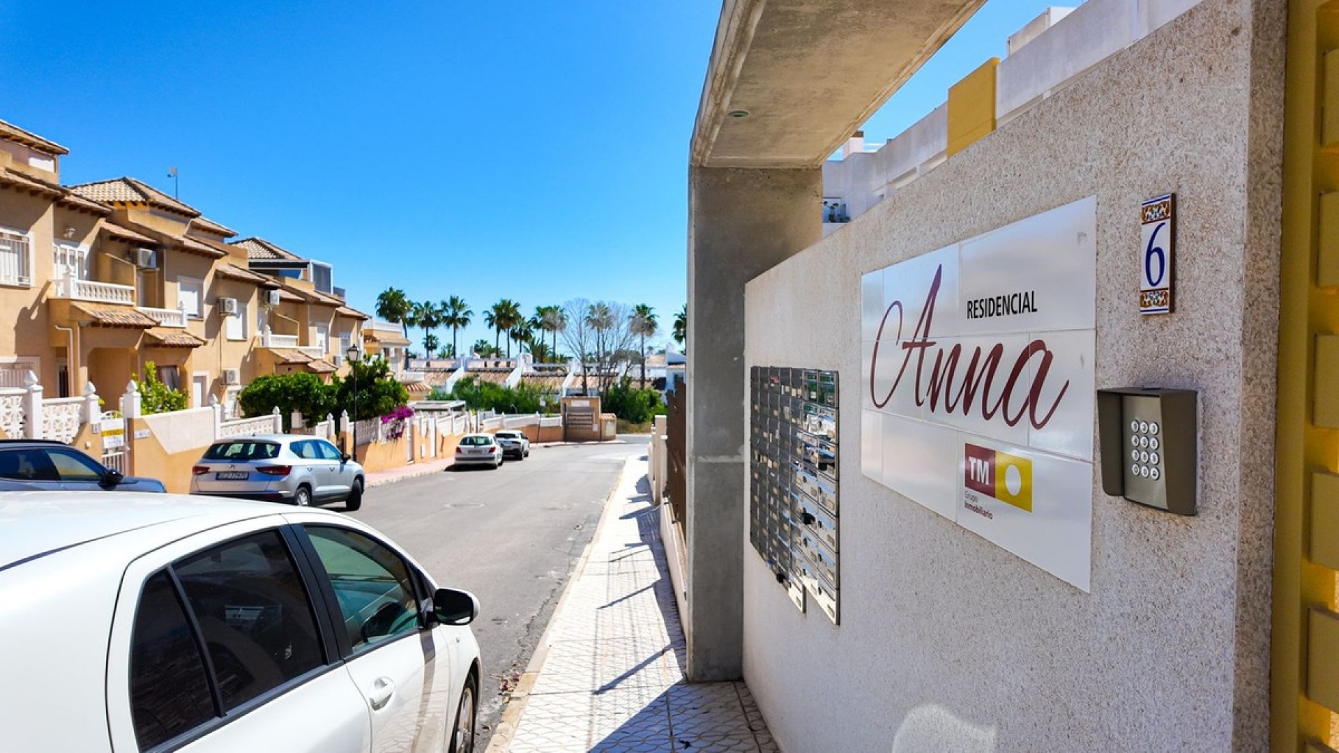 Resale - Apartment - Villamartin - Costa Blanca South