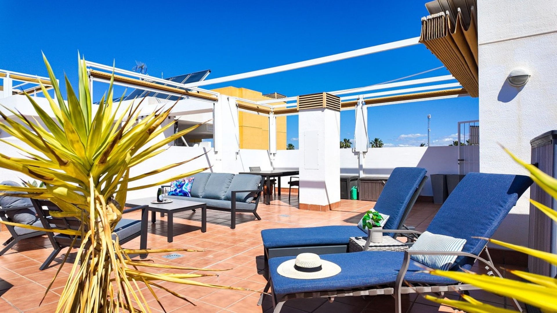 Resale - Apartment - Villamartin - Costa Blanca South
