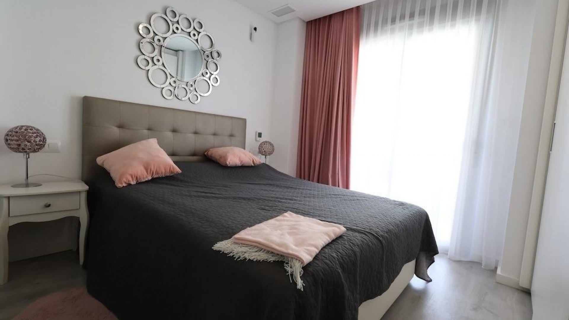 Resale - Apartment - Villamartin - Costa Blanca South