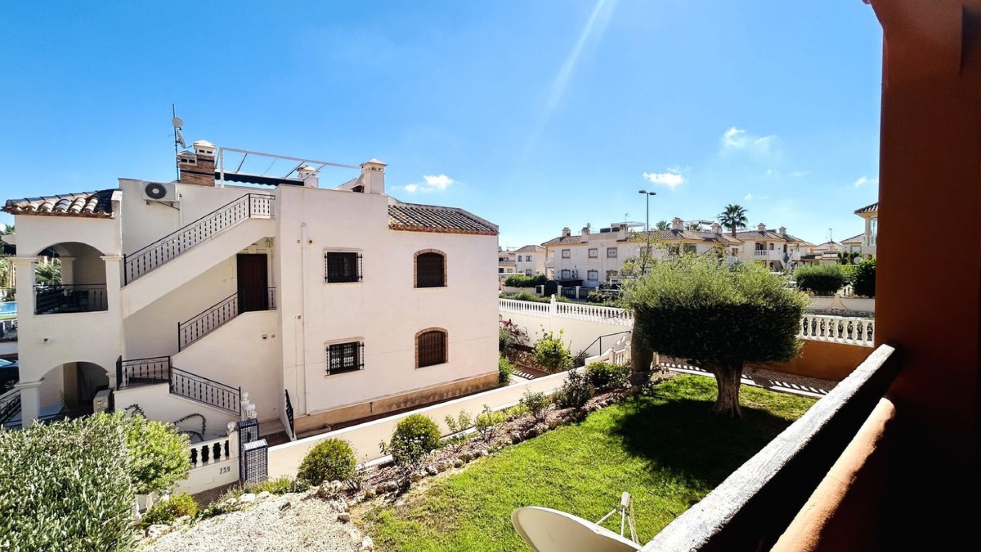 Resale - Apartment - Villamartin - Costa Blanca South