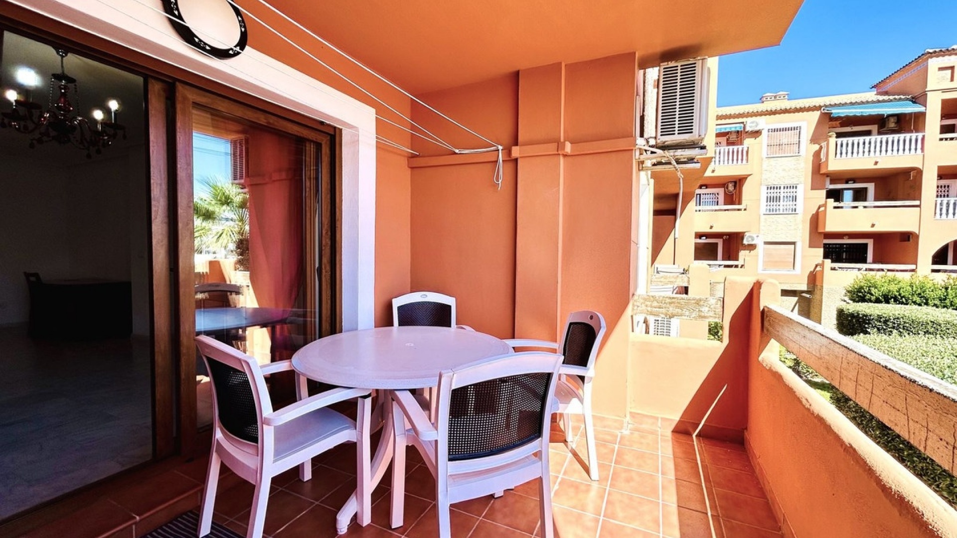 Resale - Apartment - Villamartin - Costa Blanca South