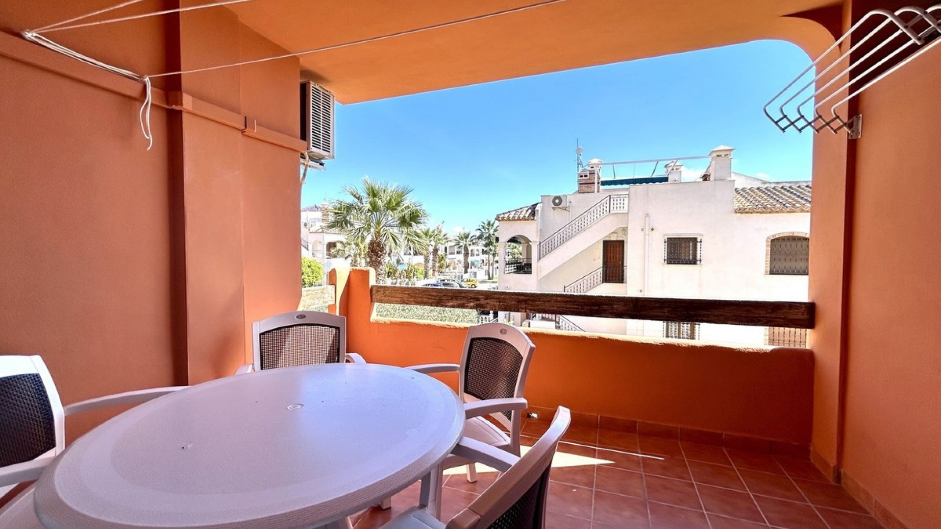 Resale - Apartment - Villamartin - Costa Blanca South
