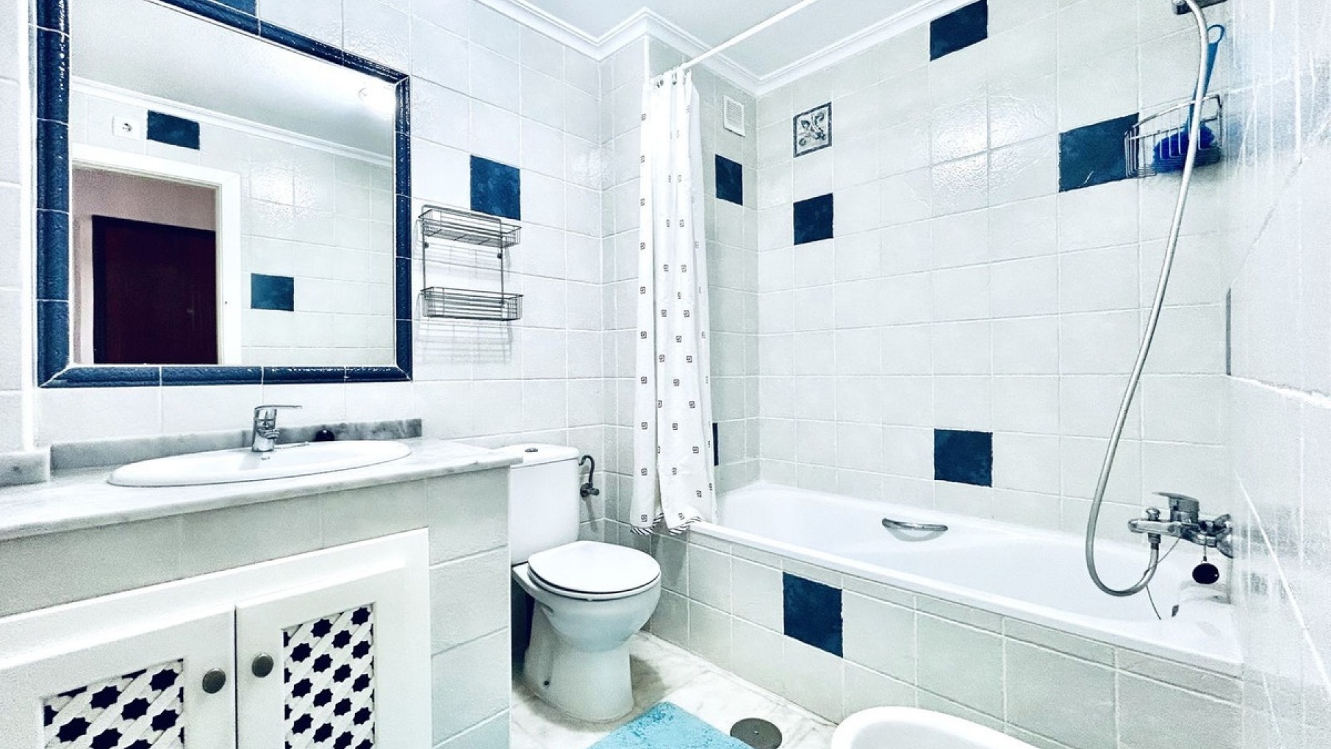 Resale - Apartment - Villamartin - Costa Blanca South