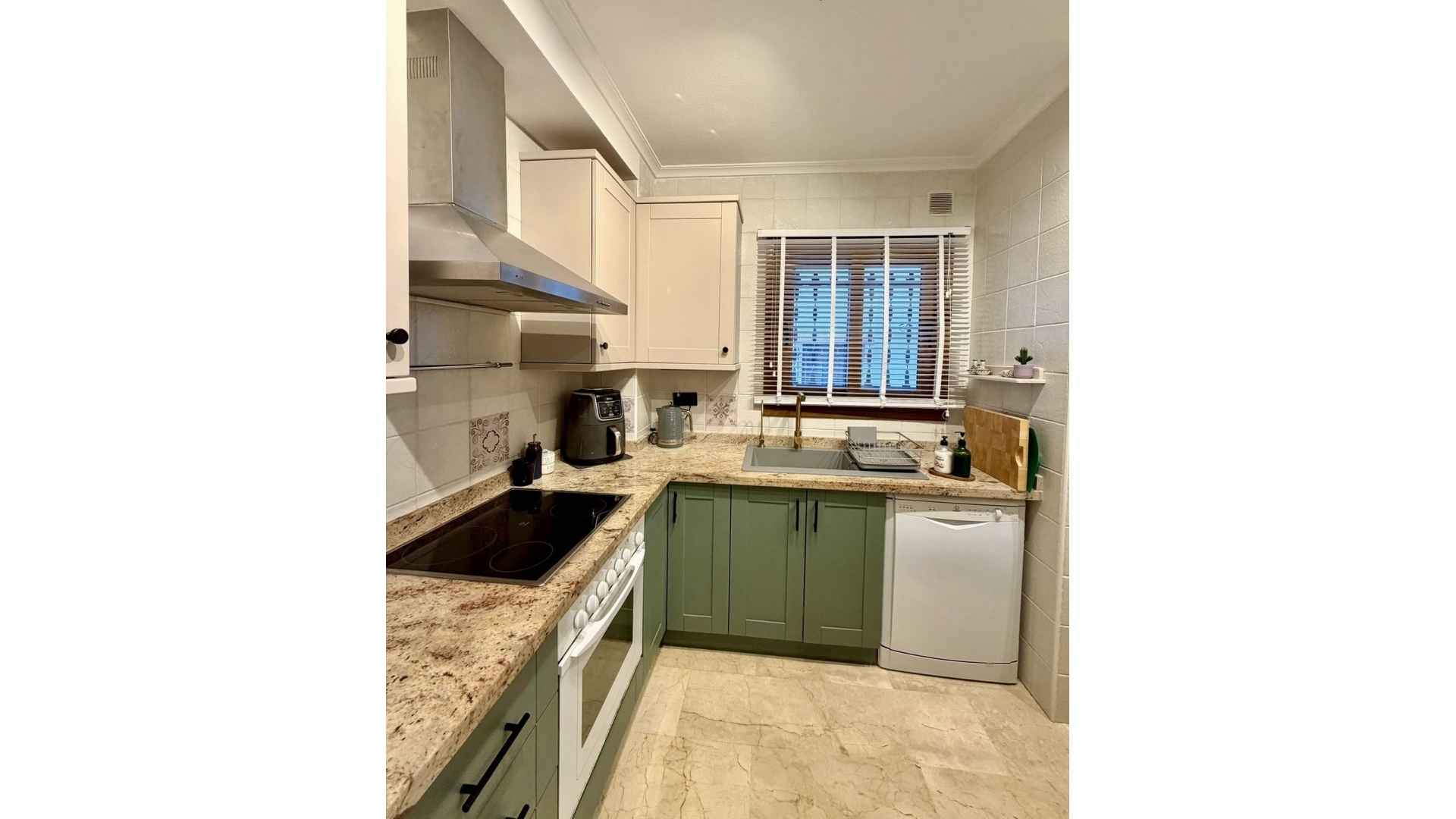 Resale - Apartment - Villamartin - Costa Blanca South