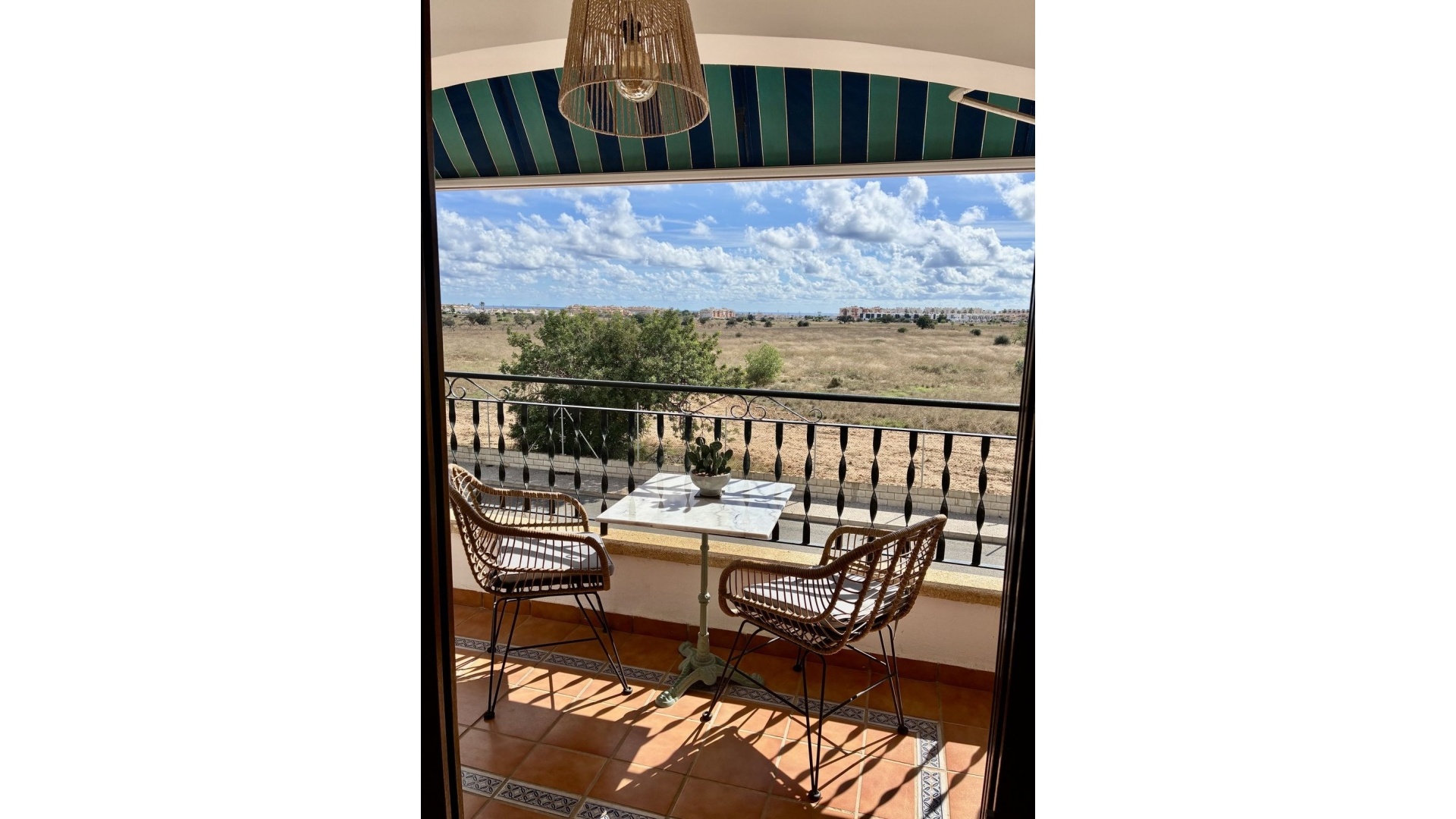 Resale - Apartment - Villamartin - Costa Blanca South