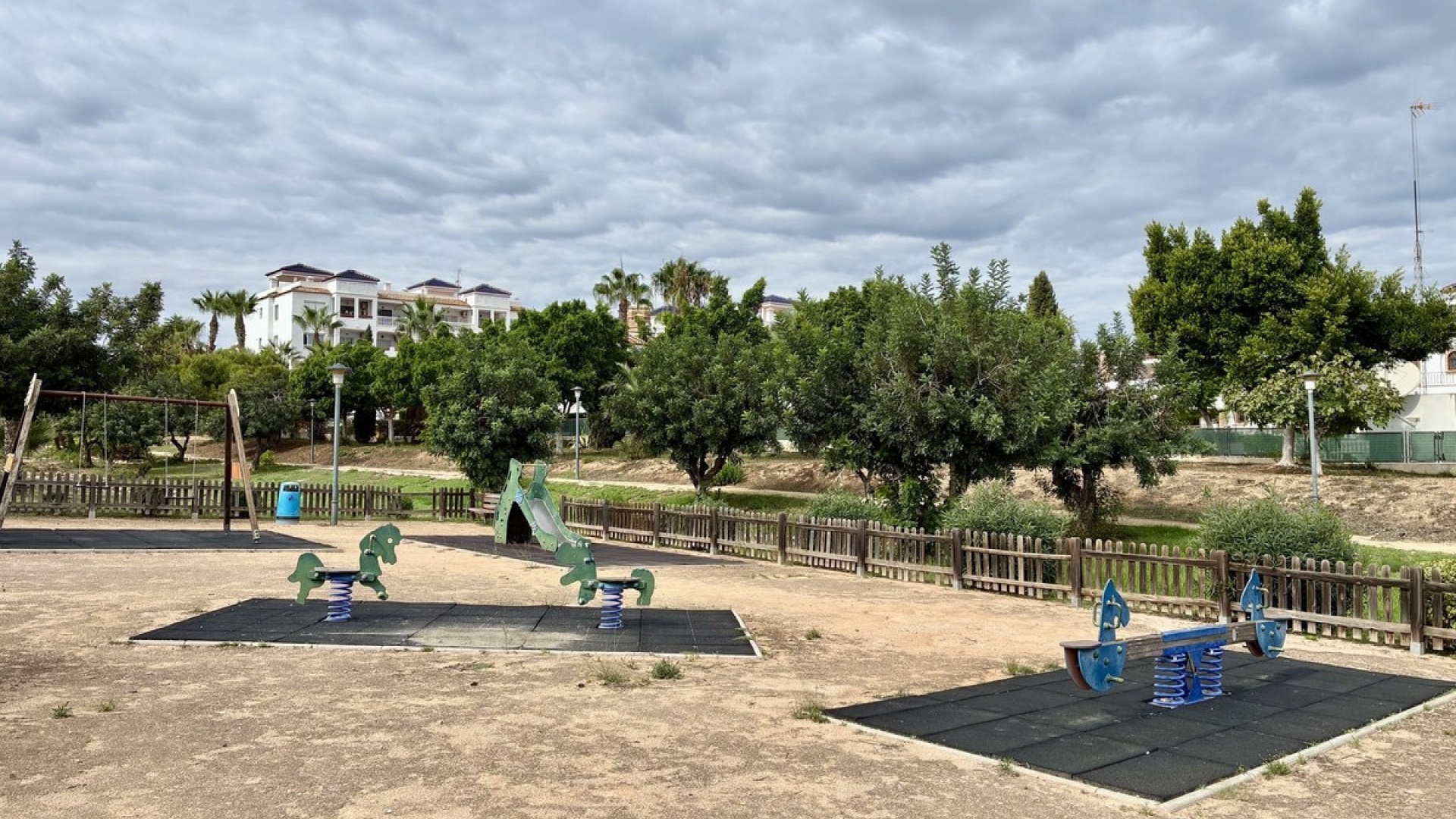 Resale - Apartment - Villamartin - Costa Blanca South